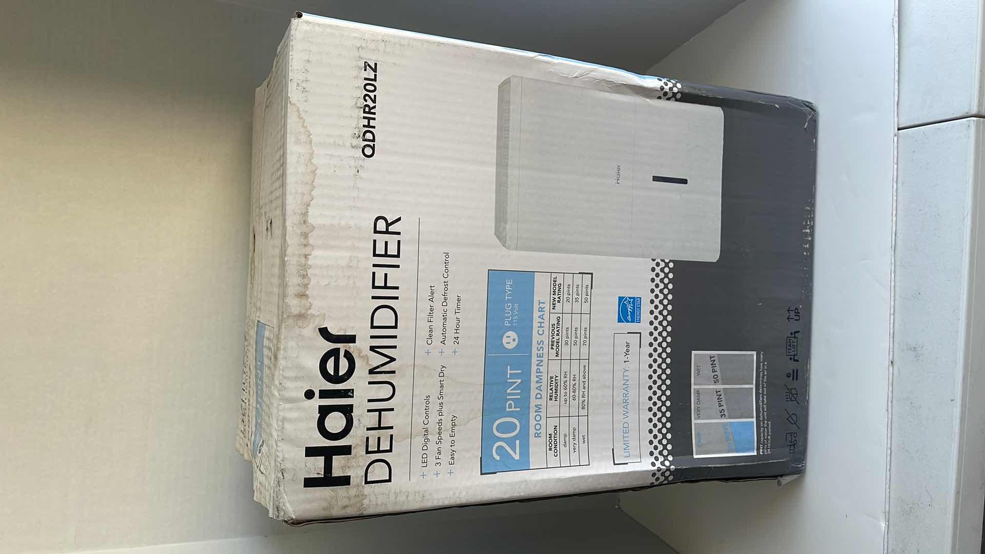Photo 1 of HAIER DEHUMIDIFIER MODEL QDHR20LZ