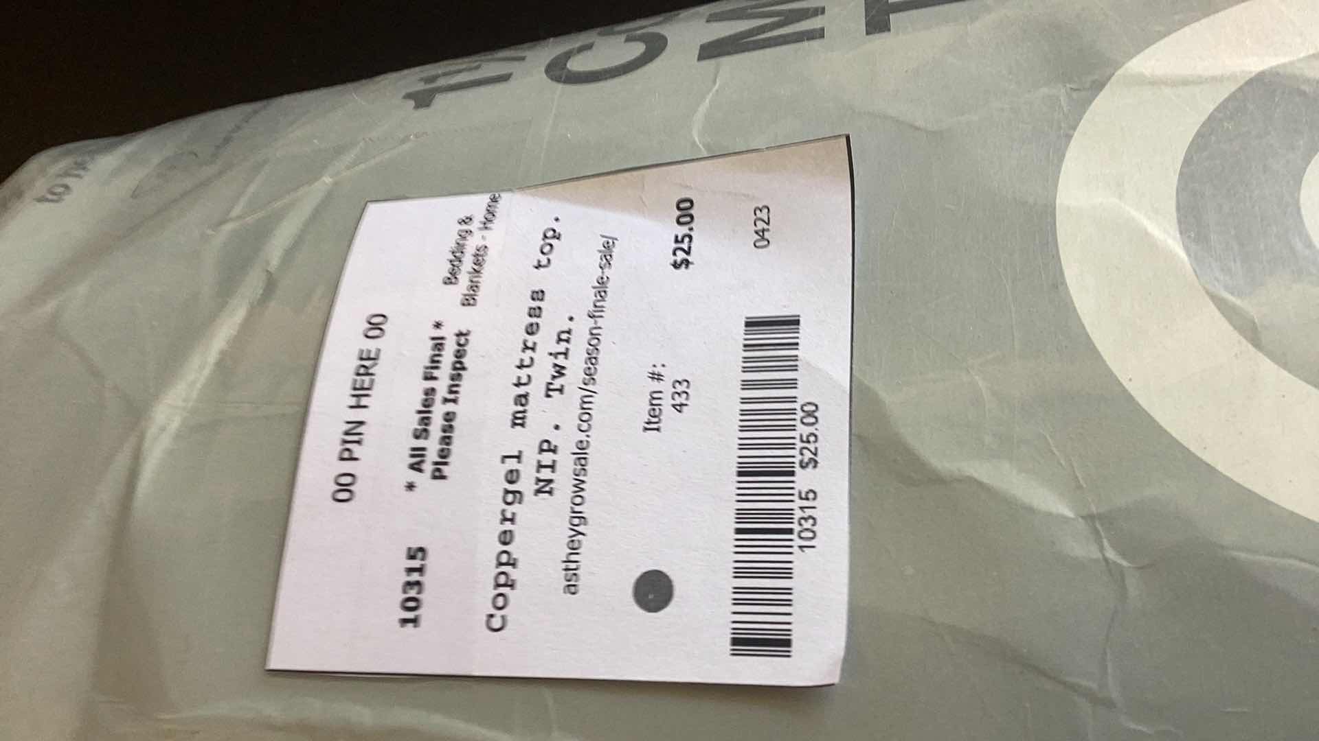 Photo 1 of 1 1/2” COPPER GEL MATTRESS TOPPER TWIN