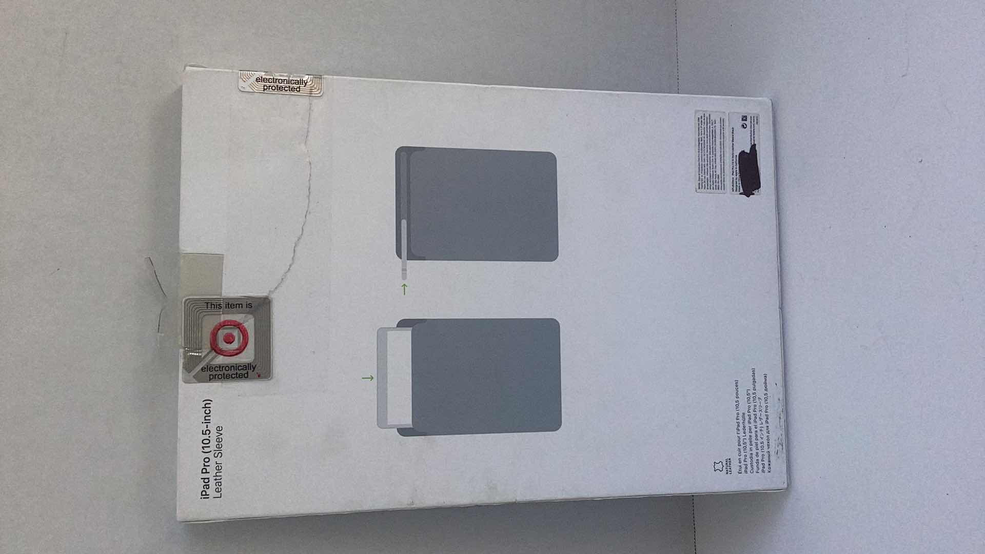 Photo 1 of IPAD PRO LEATHER SLEEVE