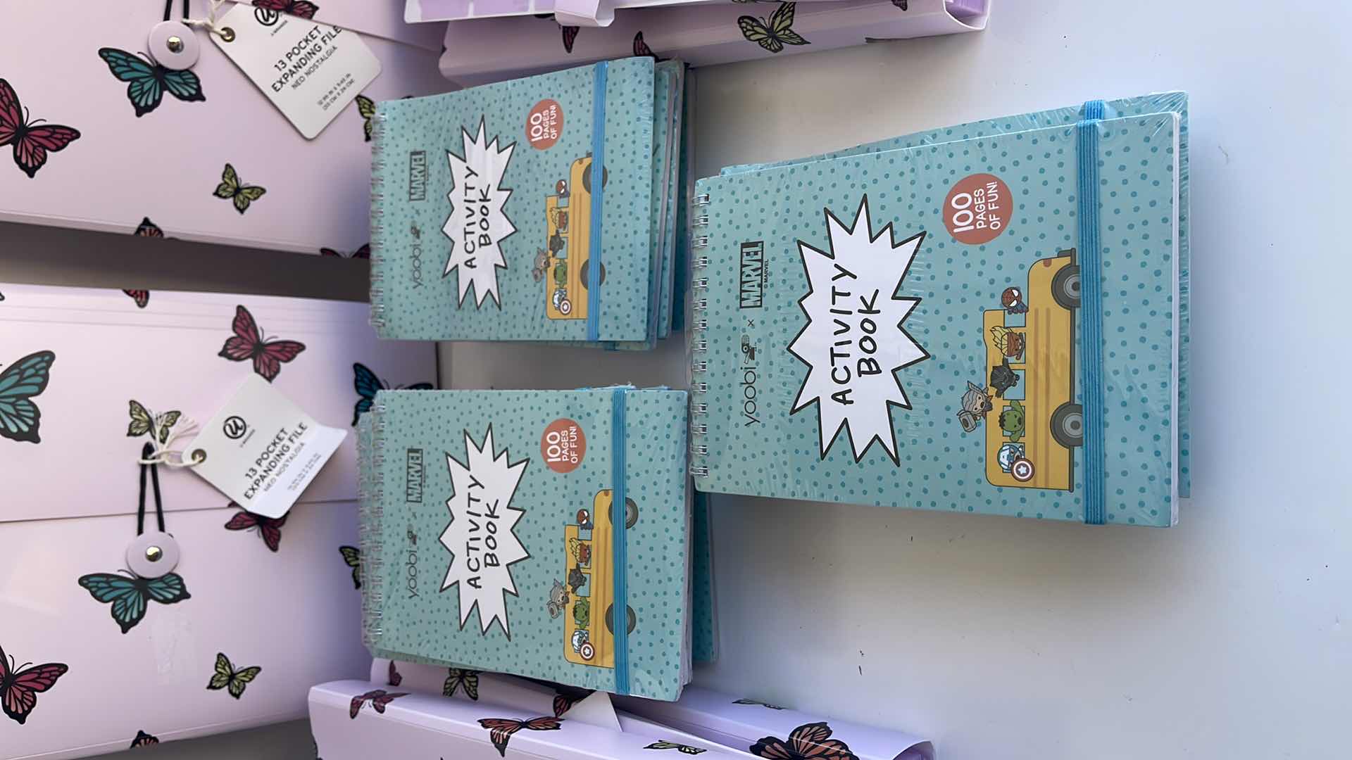 Photo 3 of LOT OF SCHOOL SUPPLIES