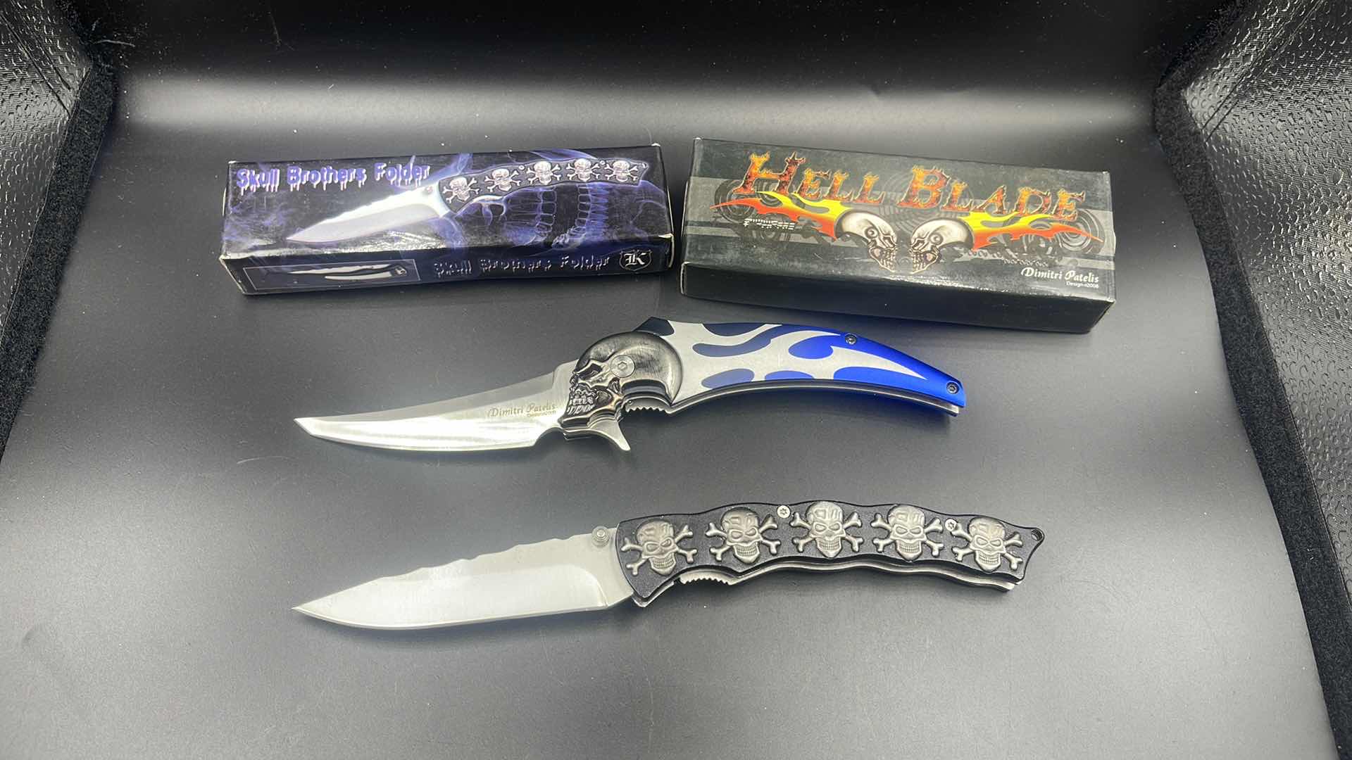 Photo 1 of 2 PC SKULL KNIFE SET 8.5”