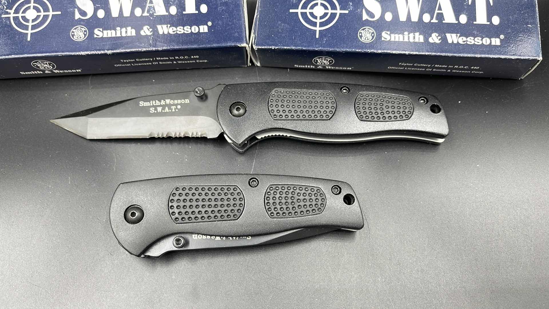 Photo 1 of 2 PC SMITH & WESSON S.W.A.T. KNIFE SW114
