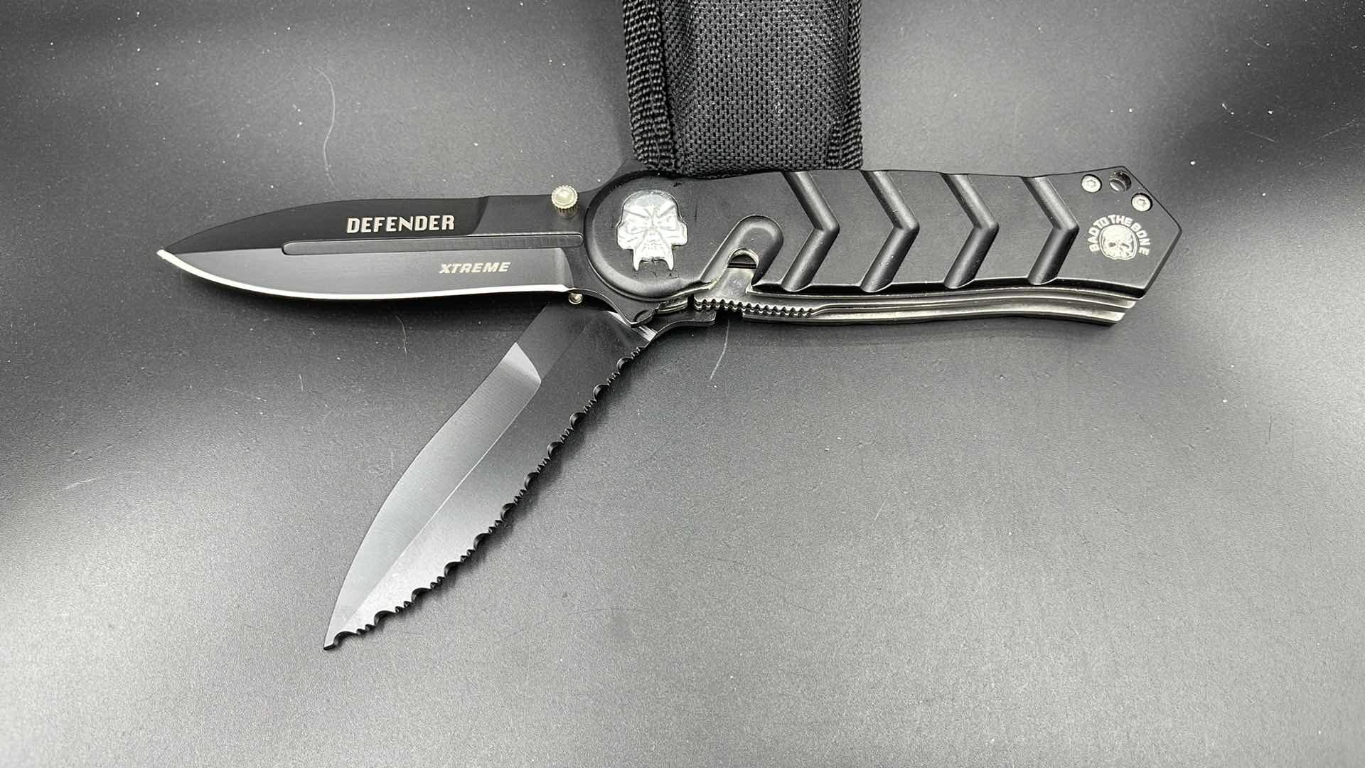 Photo 1 of DEFENDER EXTREME KNIFE W SHEATH 8”