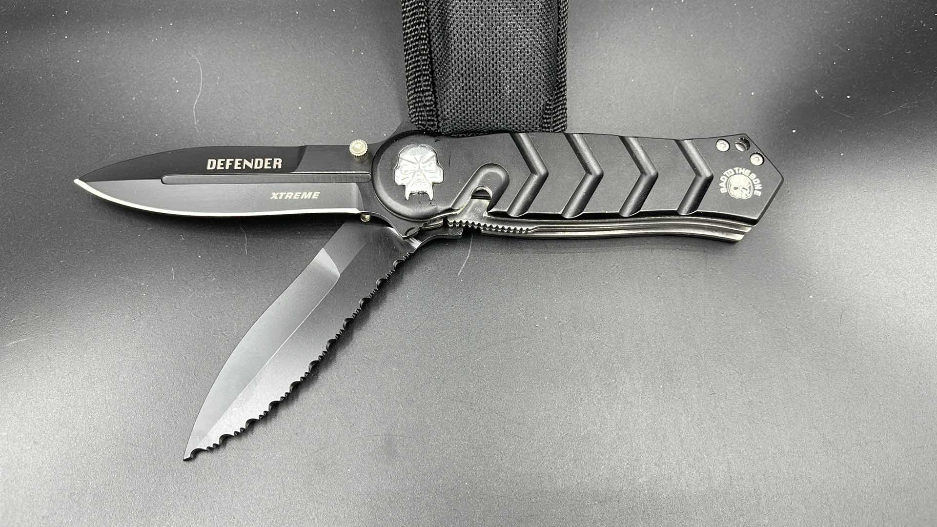 Photo 1 of DEFENDER EXTREME KNIFE W SHEATH 8”