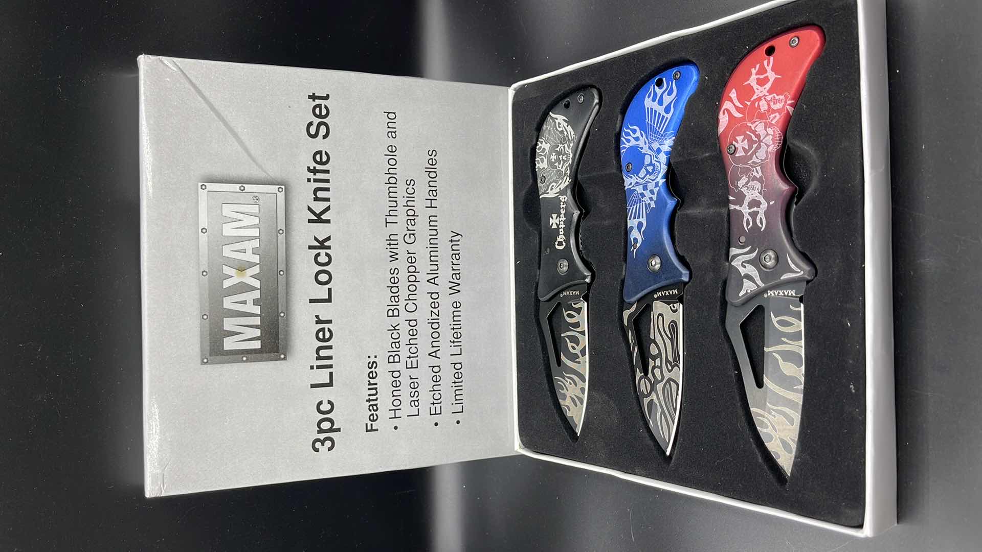 Photo 1 of MAXAM 3 PC LINER LOCK KNIFE SET 6”