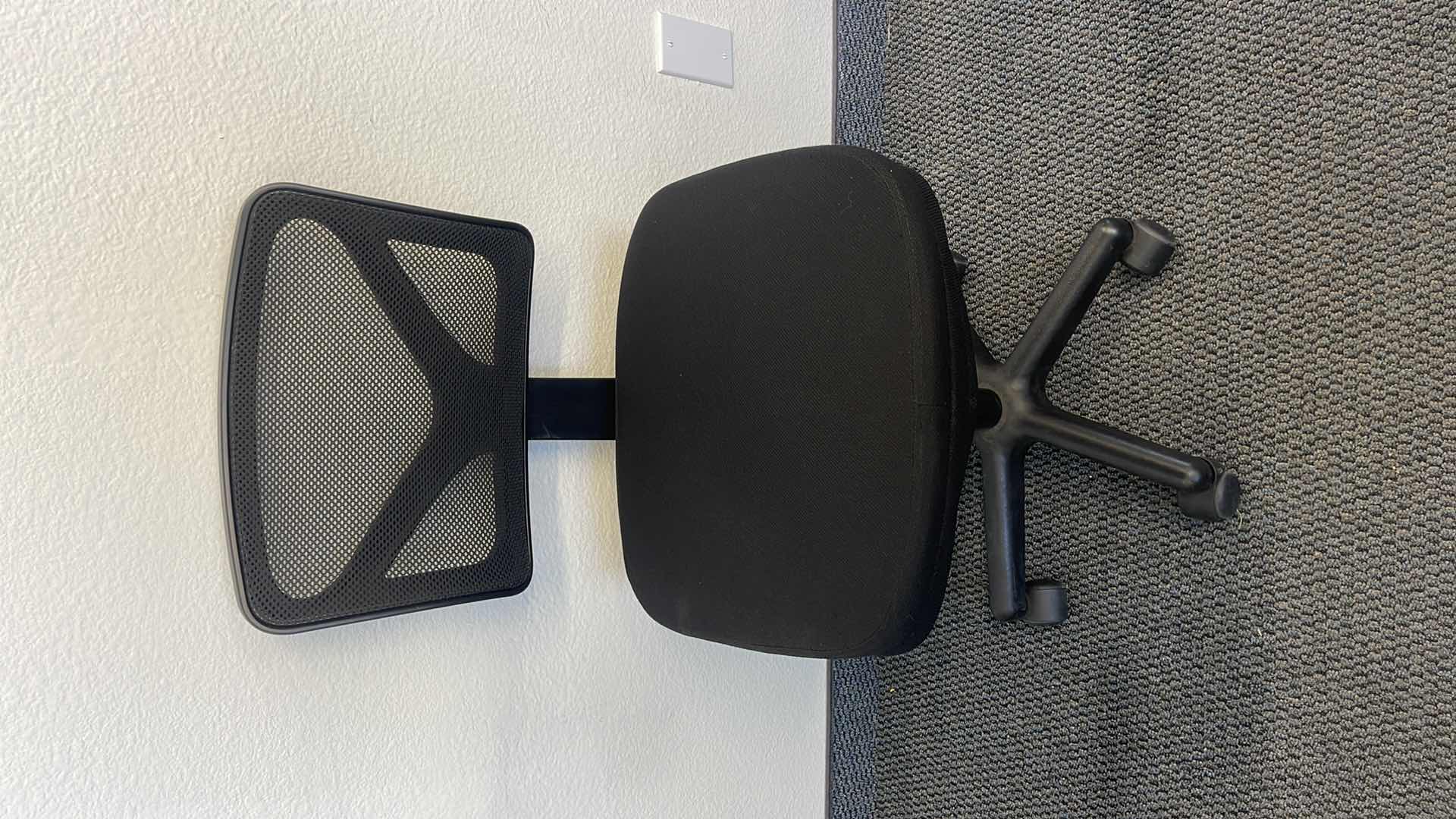 Photo 1 of 2 PC ADJUSTABLE HEIGHT OFFICE CHAIRS