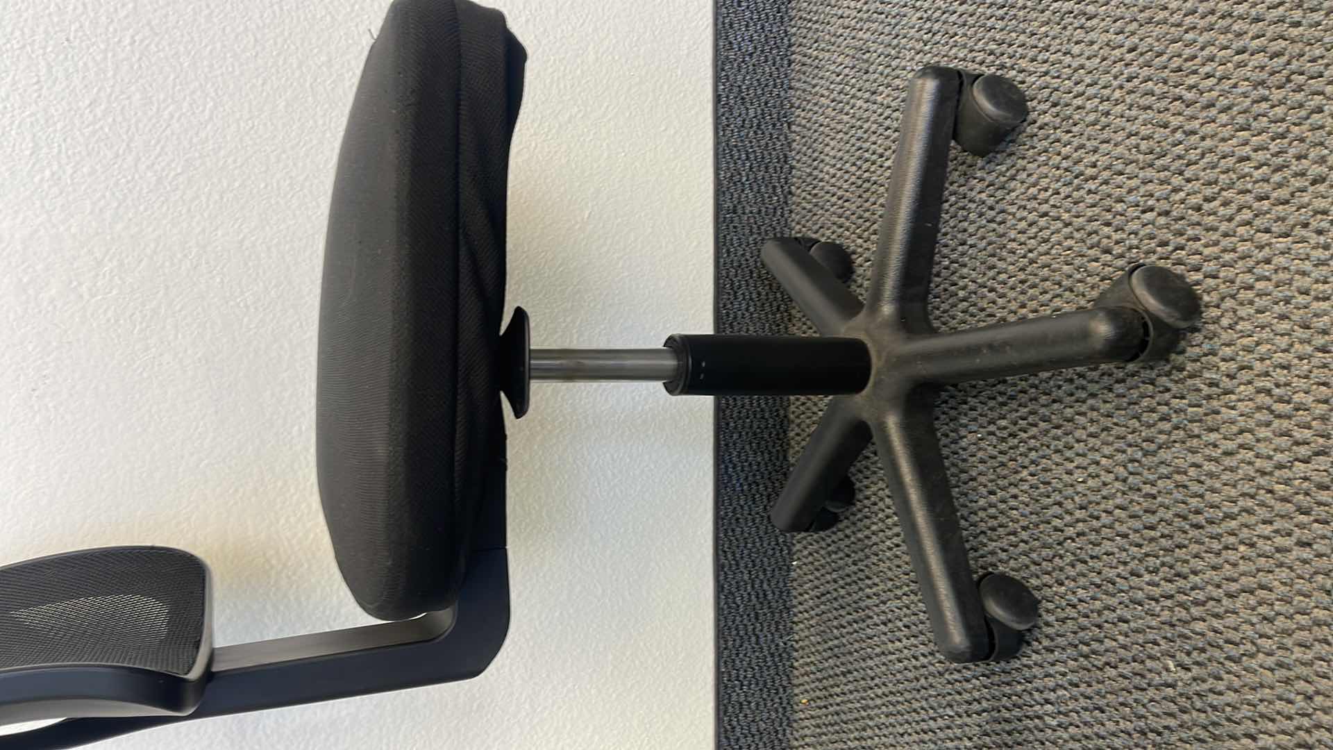 Photo 1 of 2 PC ADJUSTABLE HEIGHT OFFICE CHAIRS