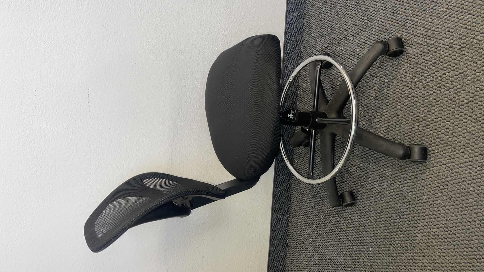 Photo 1 of LARGE ROLLING ADJ HEIGHT OFFICE CHAIR