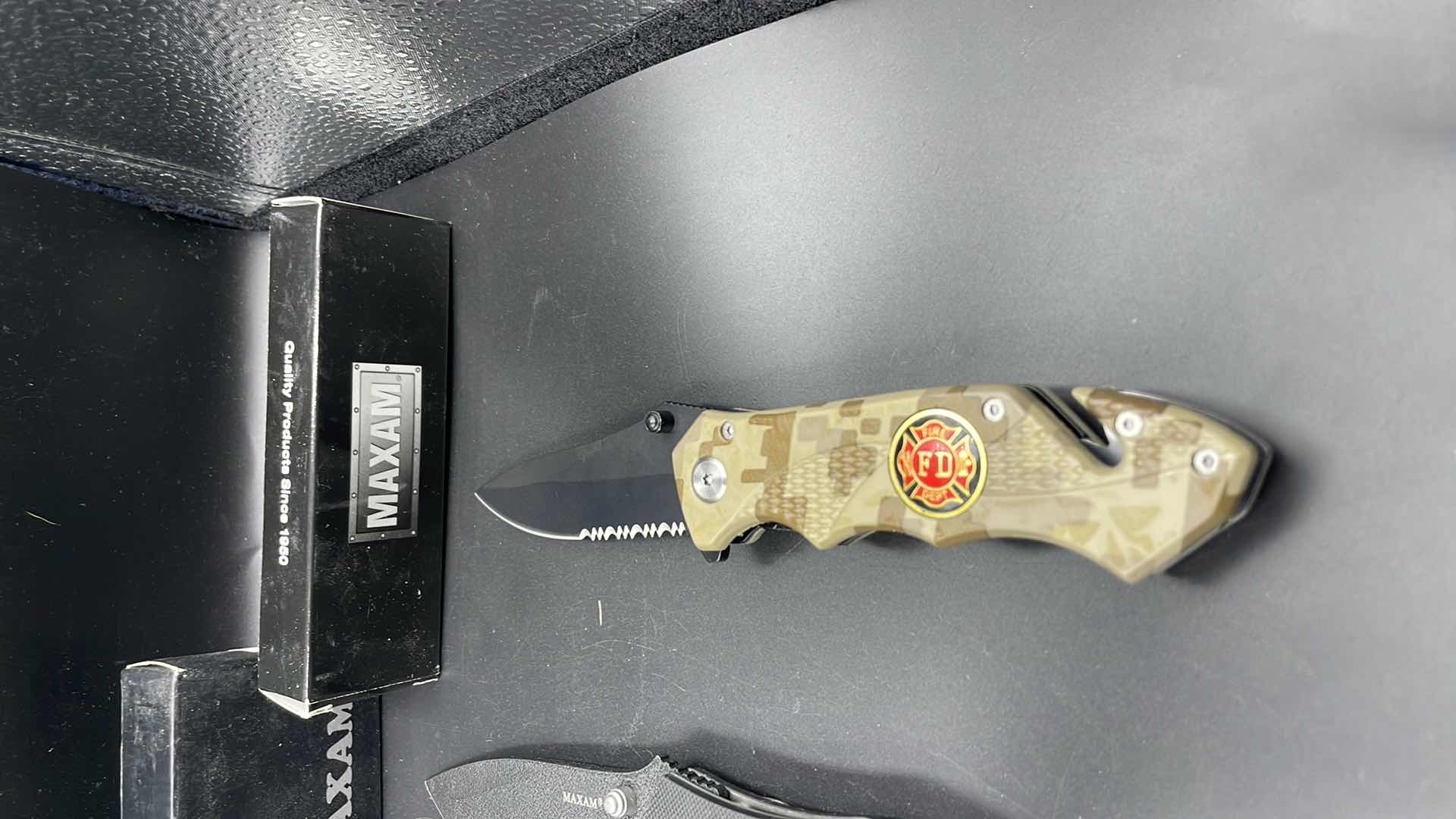 Photo 1 of 3 PC MAXAM FOLDABLE KNIFE SET