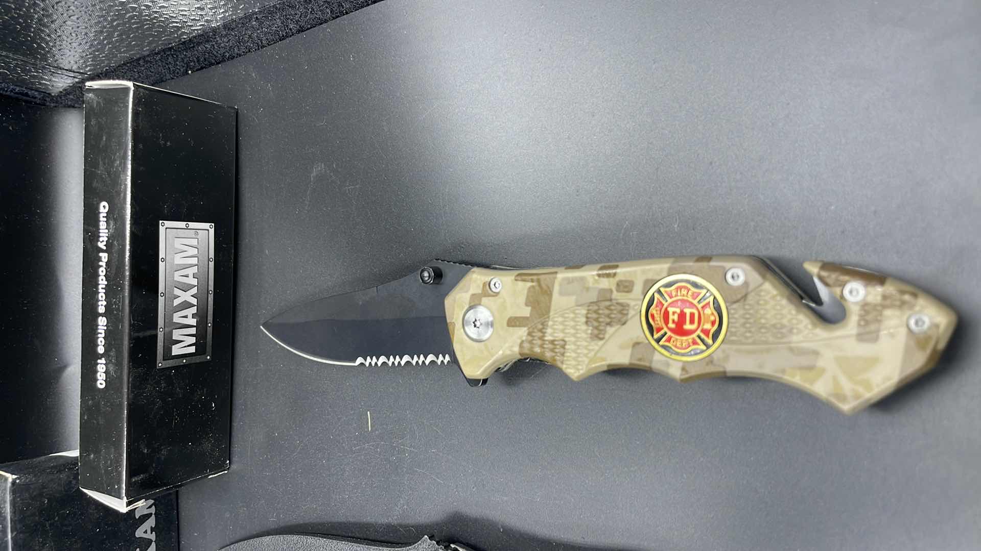 Photo 1 of 3 PC MAXAM FOLDABLE KNIFE SET