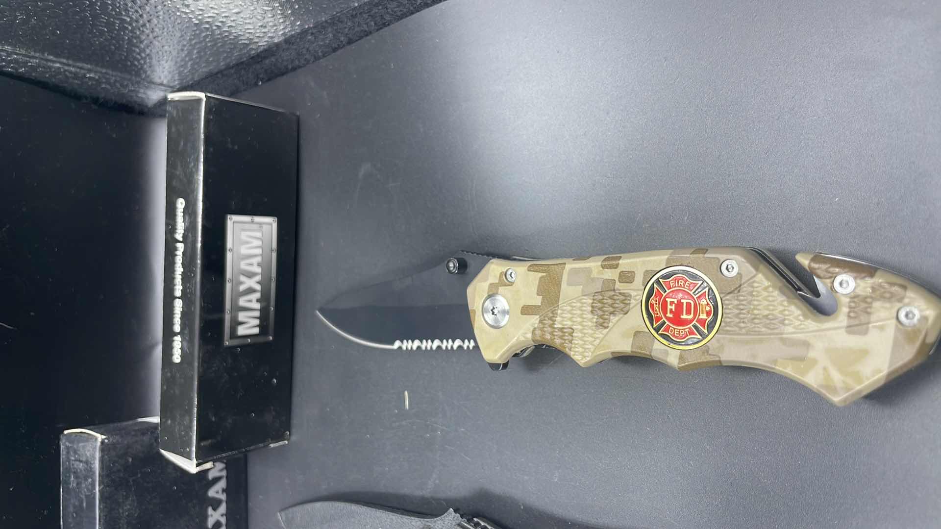 Photo 1 of 3 PC MAXAM FOLDABLE KNIFE SET