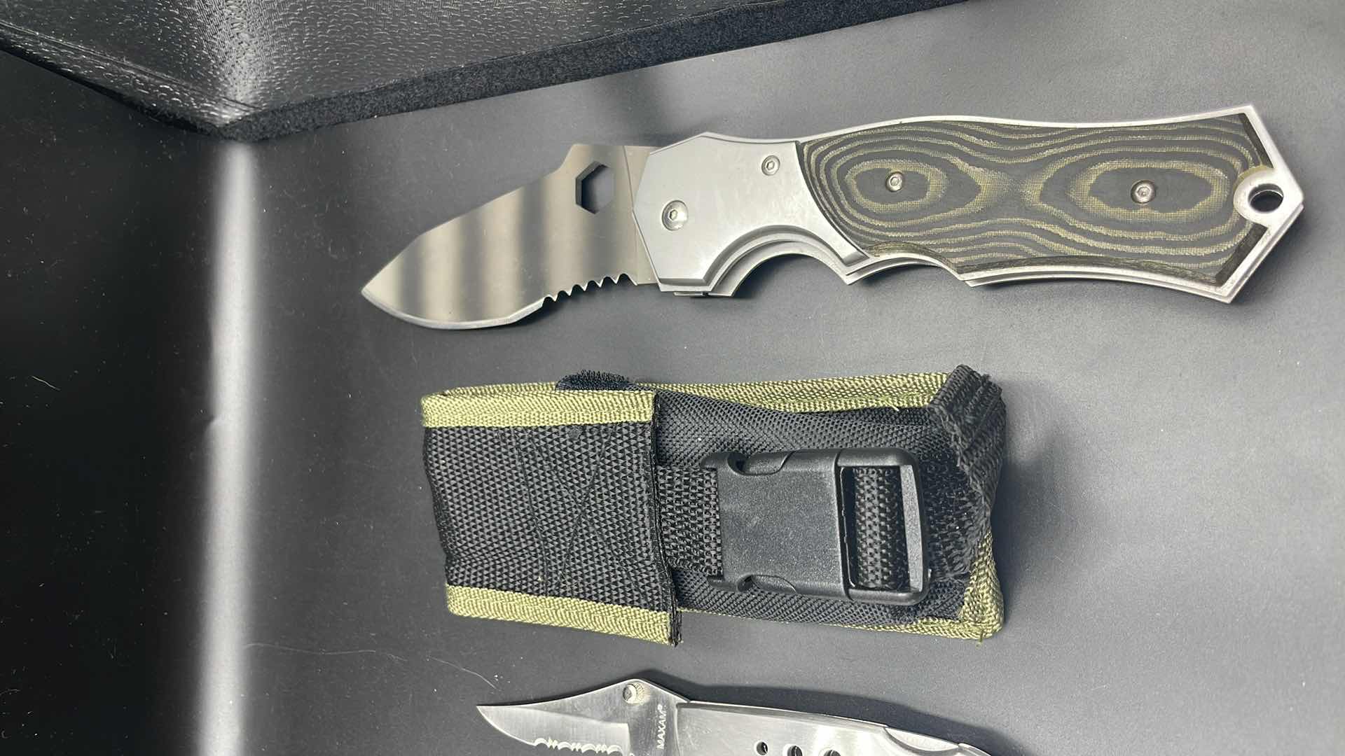Photo 1 of 3 PC HUNTING KNIFE SET