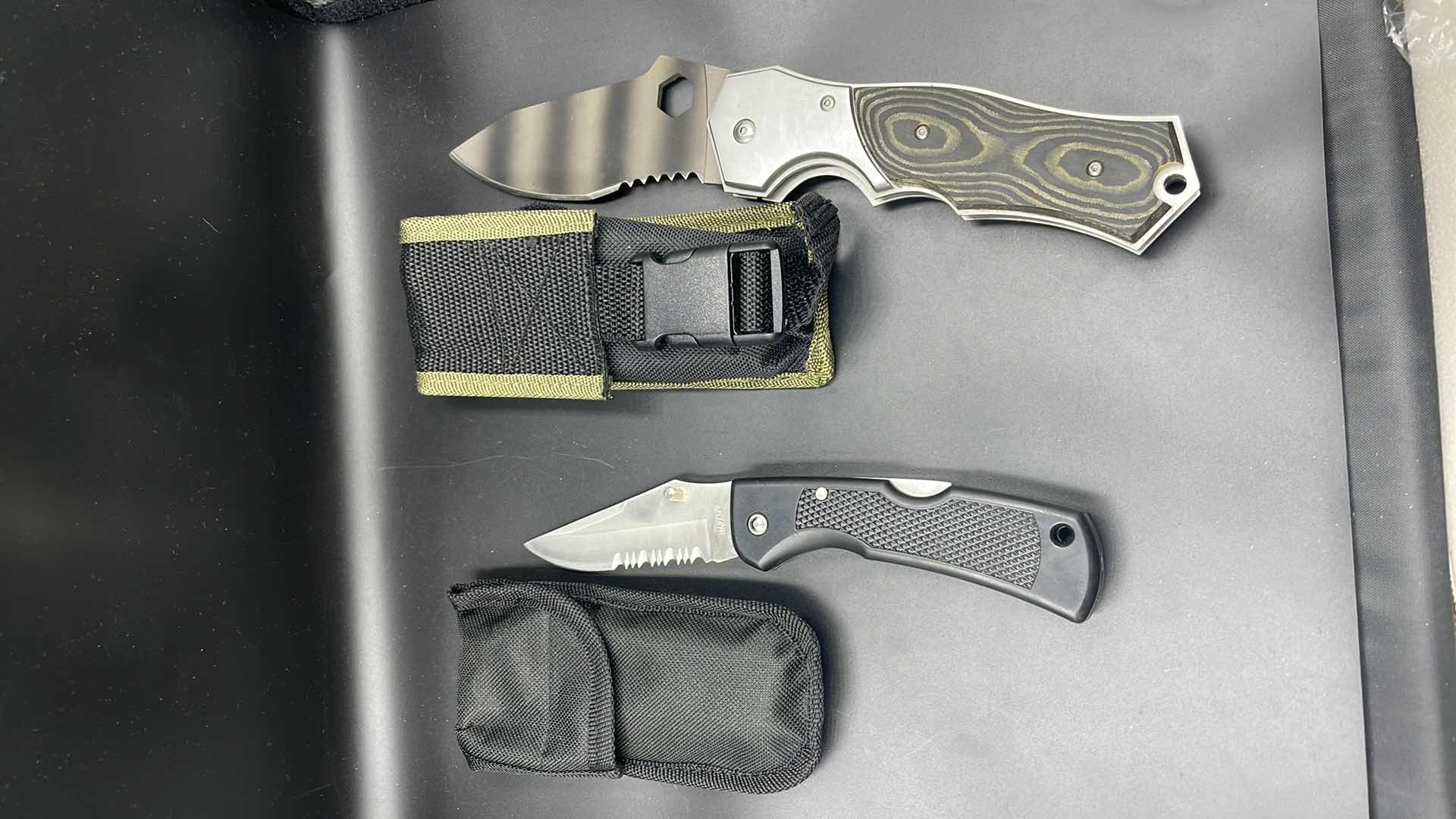 Photo 1 of 2 PC HUNTING KNIFE SET