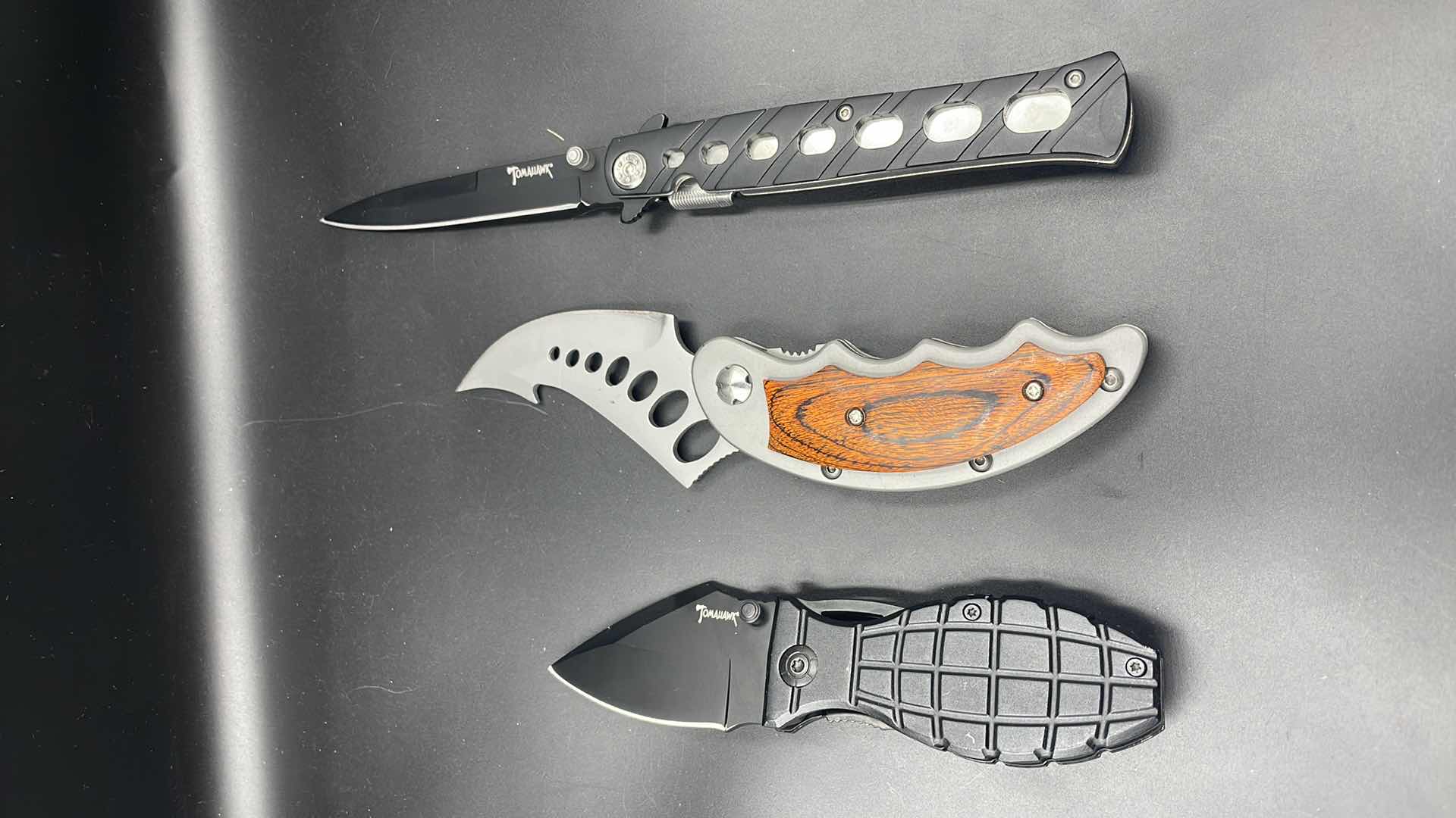 Photo 1 of 3 PC HUNTING KNIFE SET