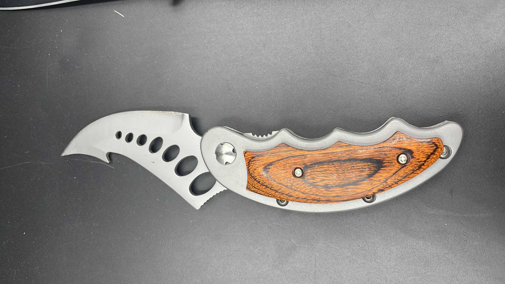 Photo 3 of 3 PC HUNTING KNIFE SET