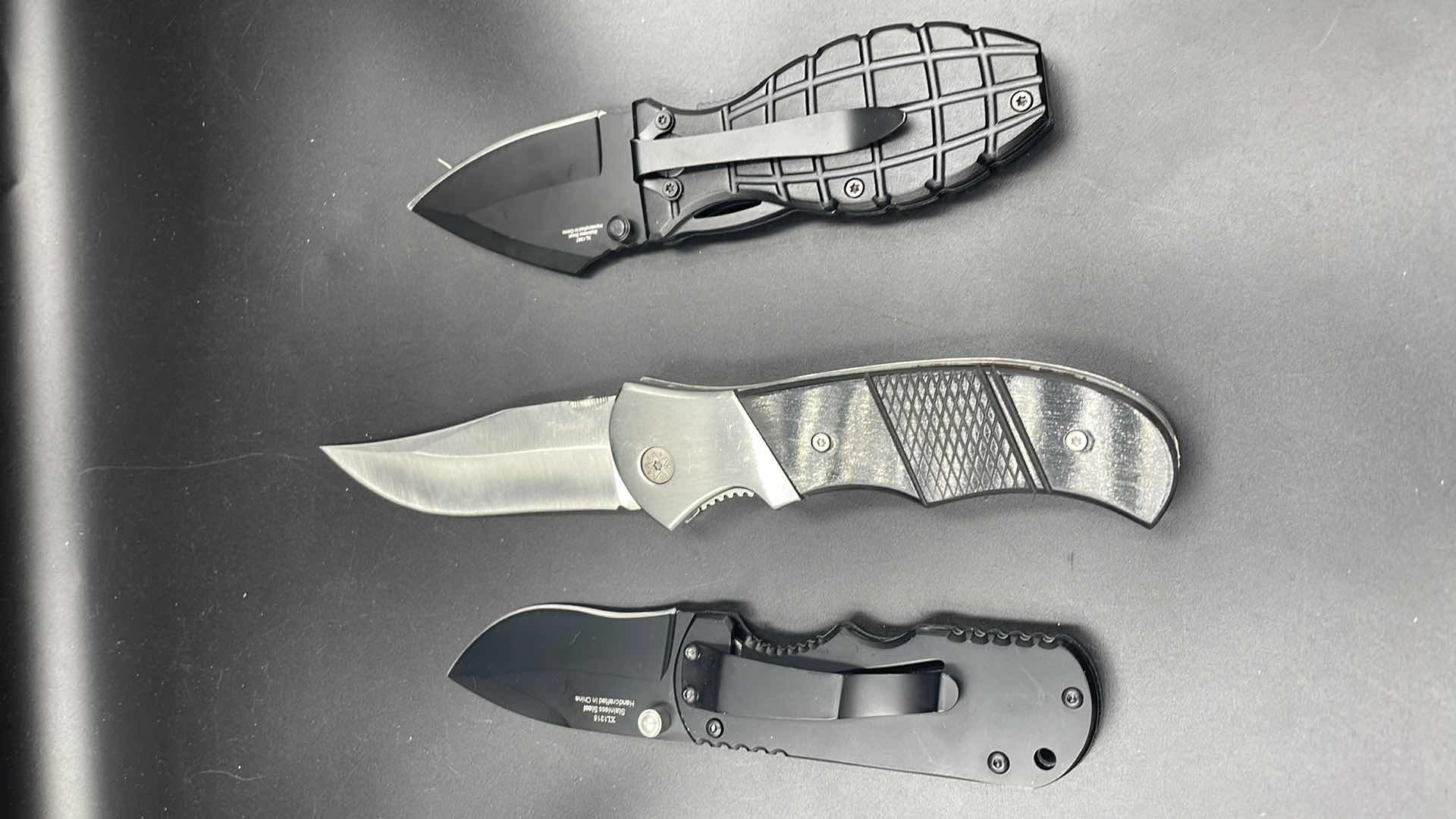 Photo 1 of 3 PC HUNTING KNIFE SET