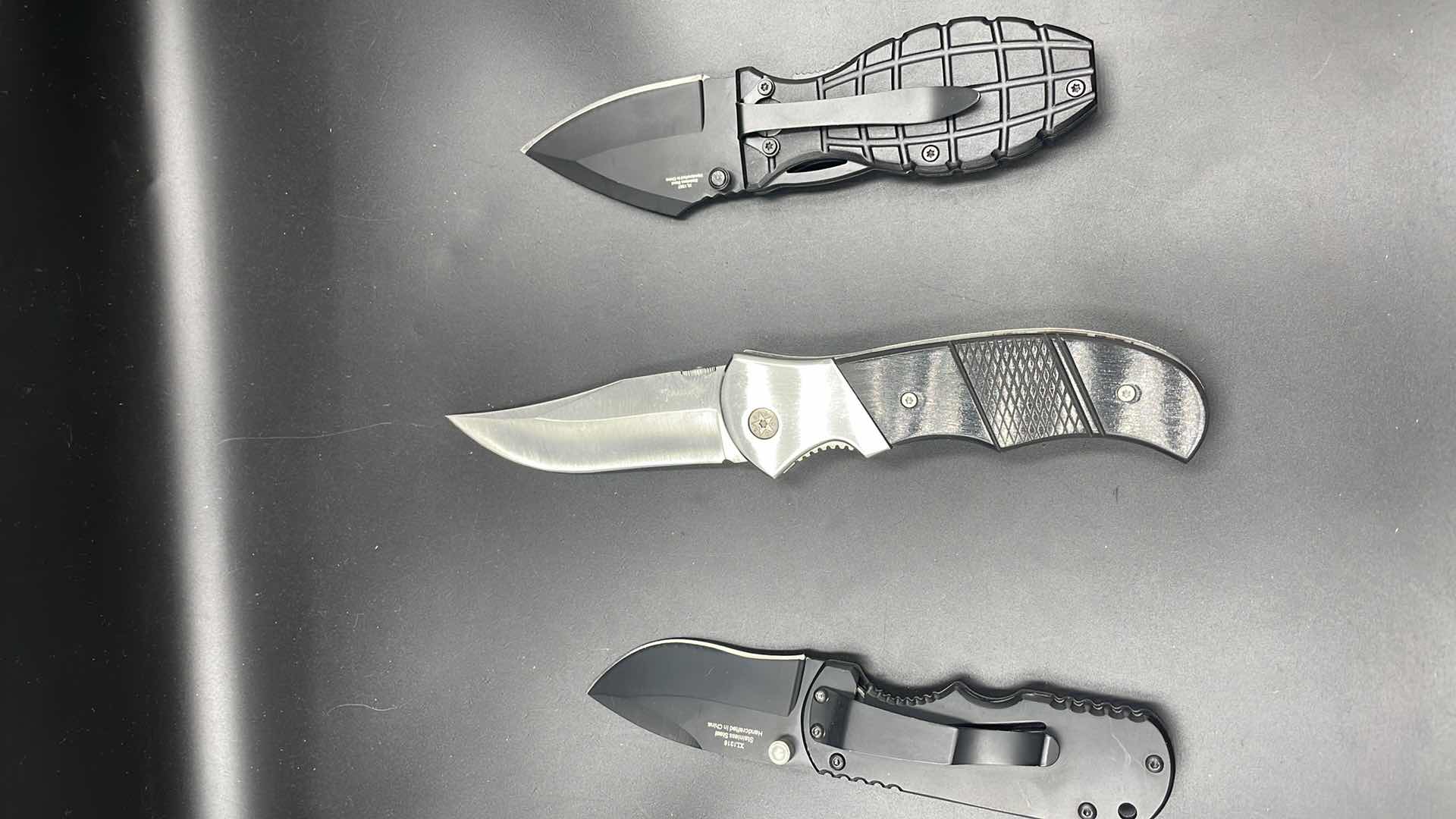 Photo 1 of 3 PC HUNTING KNIFE SET