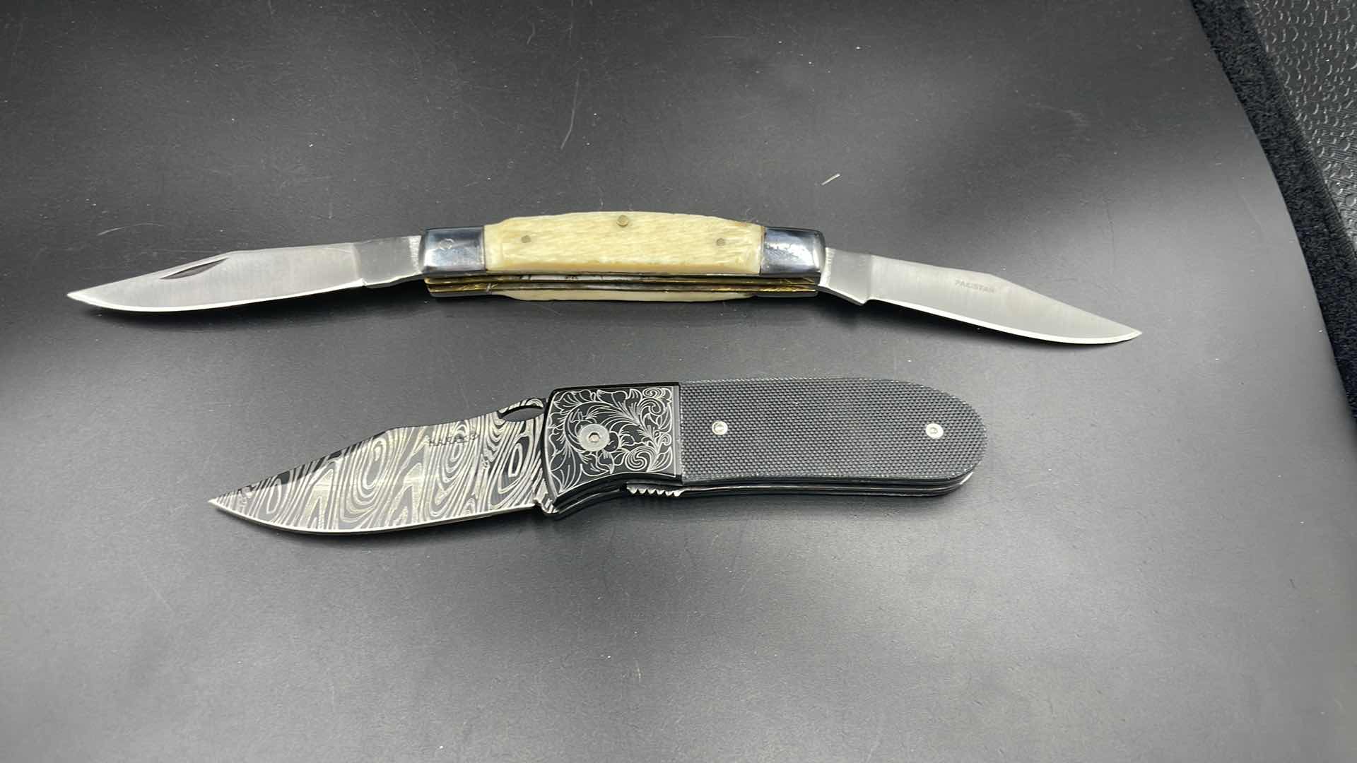 Photo 1 of 2 PC HUNTING KNIFE SET