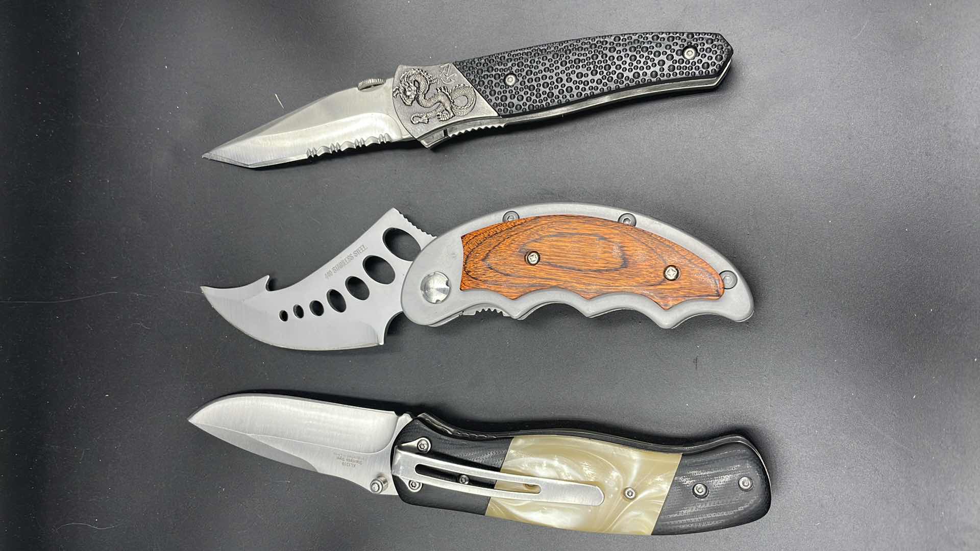 Photo 1 of 3 PC HUNTING KNIFE SET