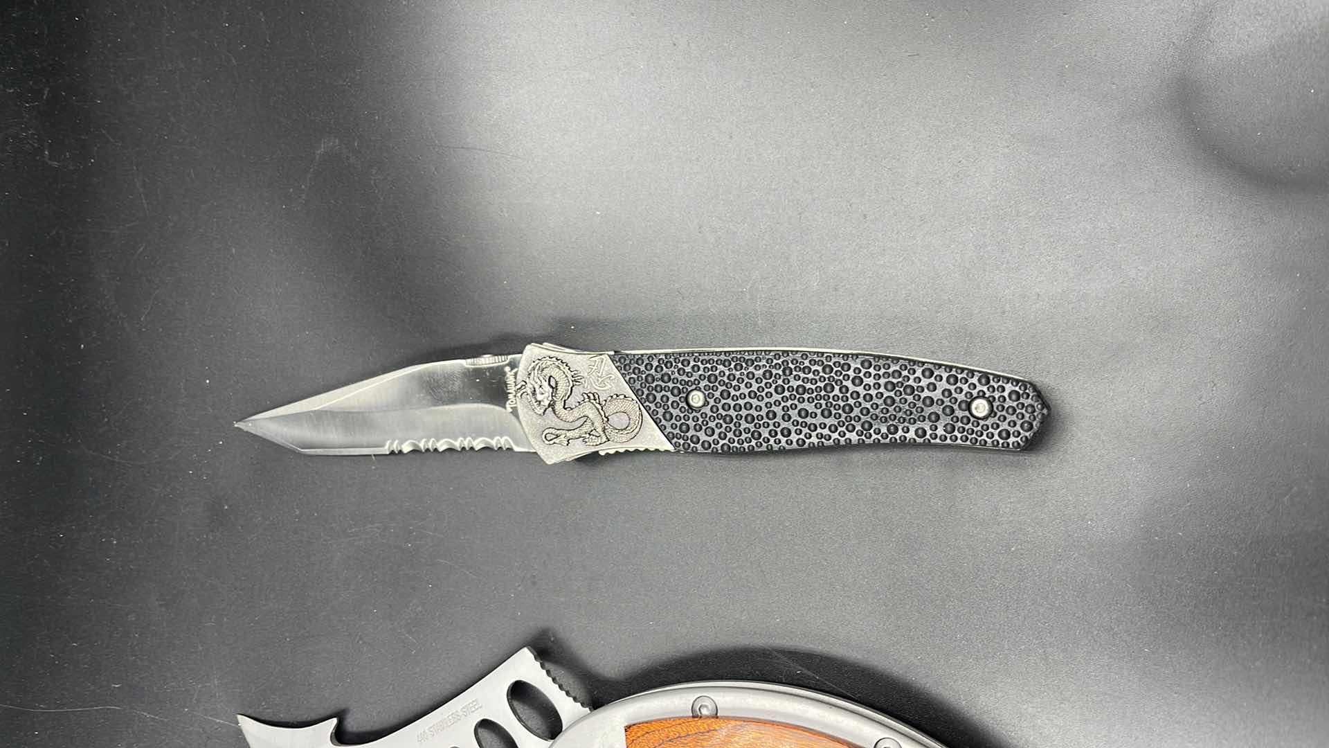 Photo 2 of 3 PC HUNTING KNIFE SET