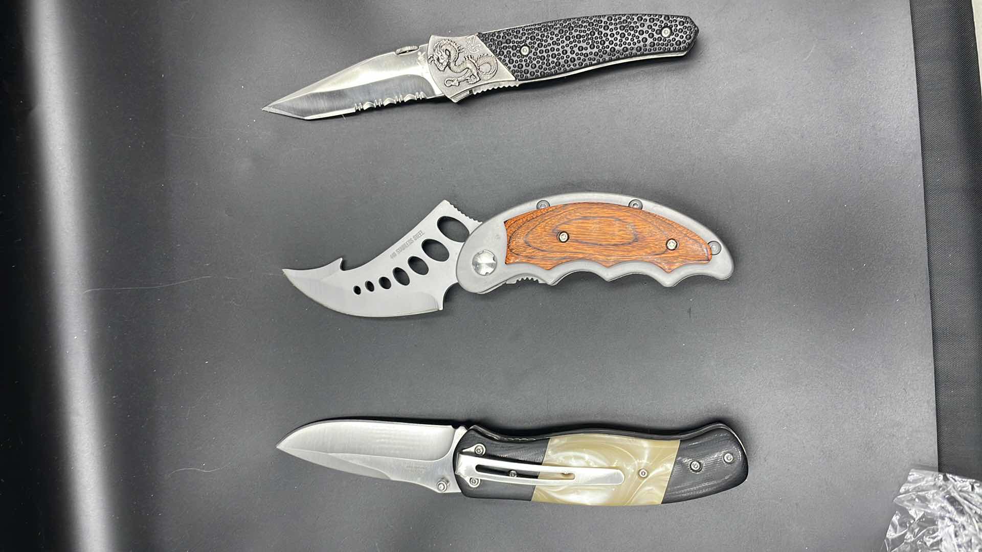 Photo 1 of 3 PC HUNTING KNIFE SET