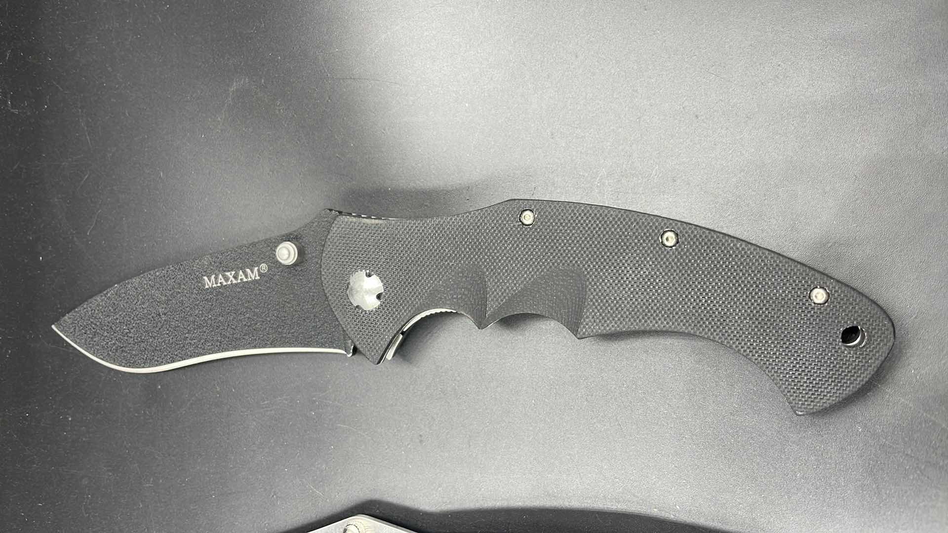 Photo 2 of 3 PC HUNTING KNIFE SET