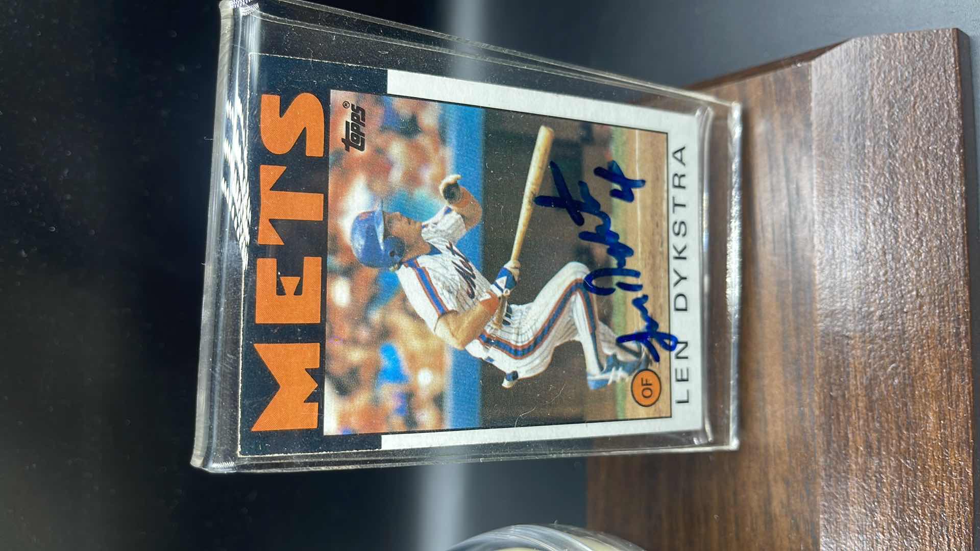 Photo 3 of 1986 LEN DYKSTRA AUTOGRAPHED CARD & BASEBALL