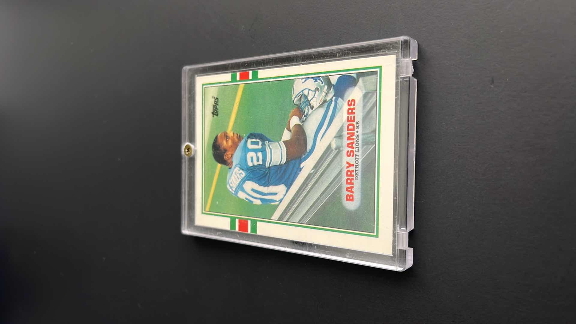 Photo 1 of 1989 BARRY SANDERS TOPPS ROOKIE CARD 83T