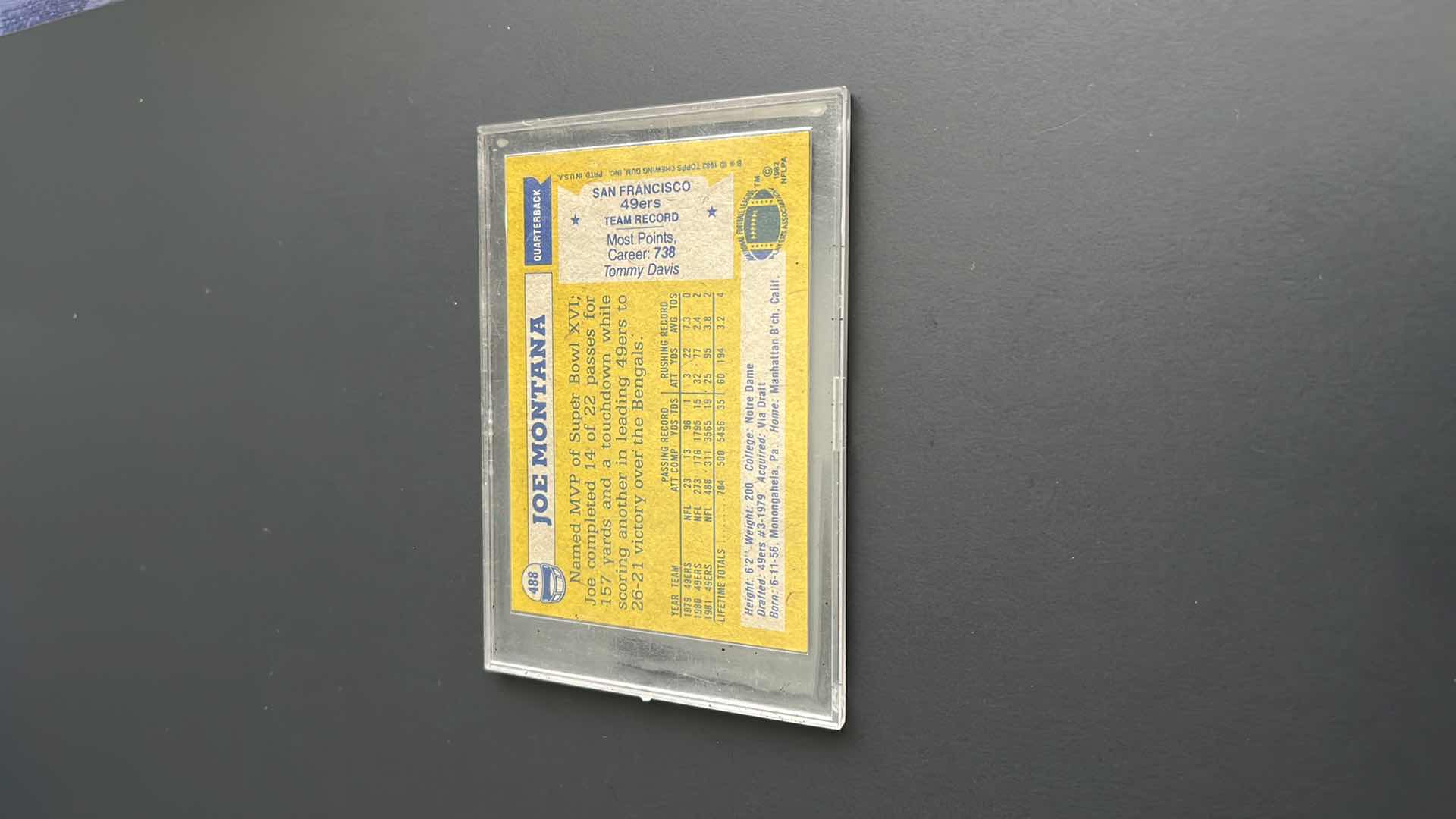 Photo 1 of 1982 JOE MONTANA TOPPS CARD 488