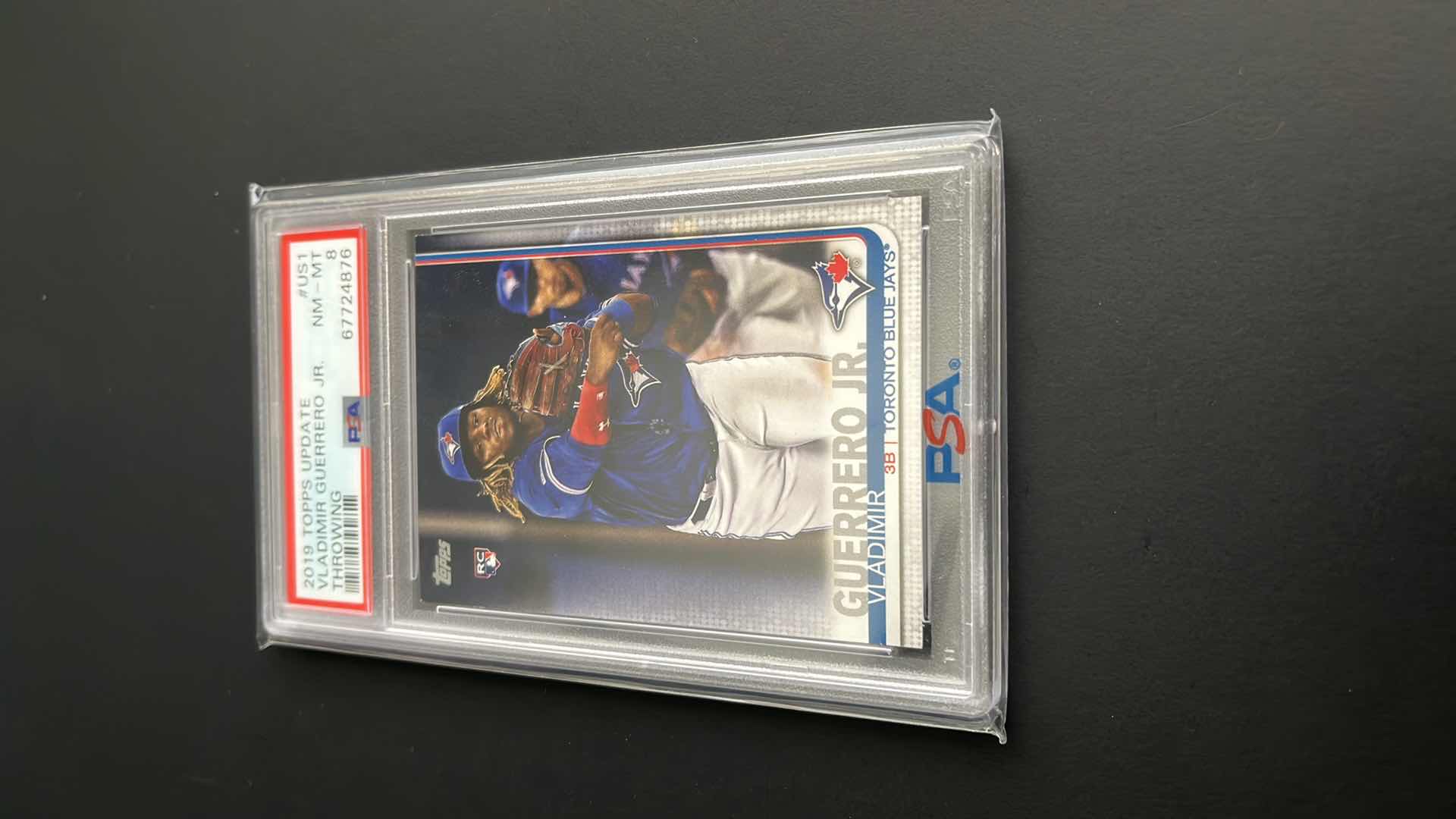 Photo 4 of 2019 VLADIMIR GUERRERO JR TOPPS ROOKIE CARD US1 RATED 8