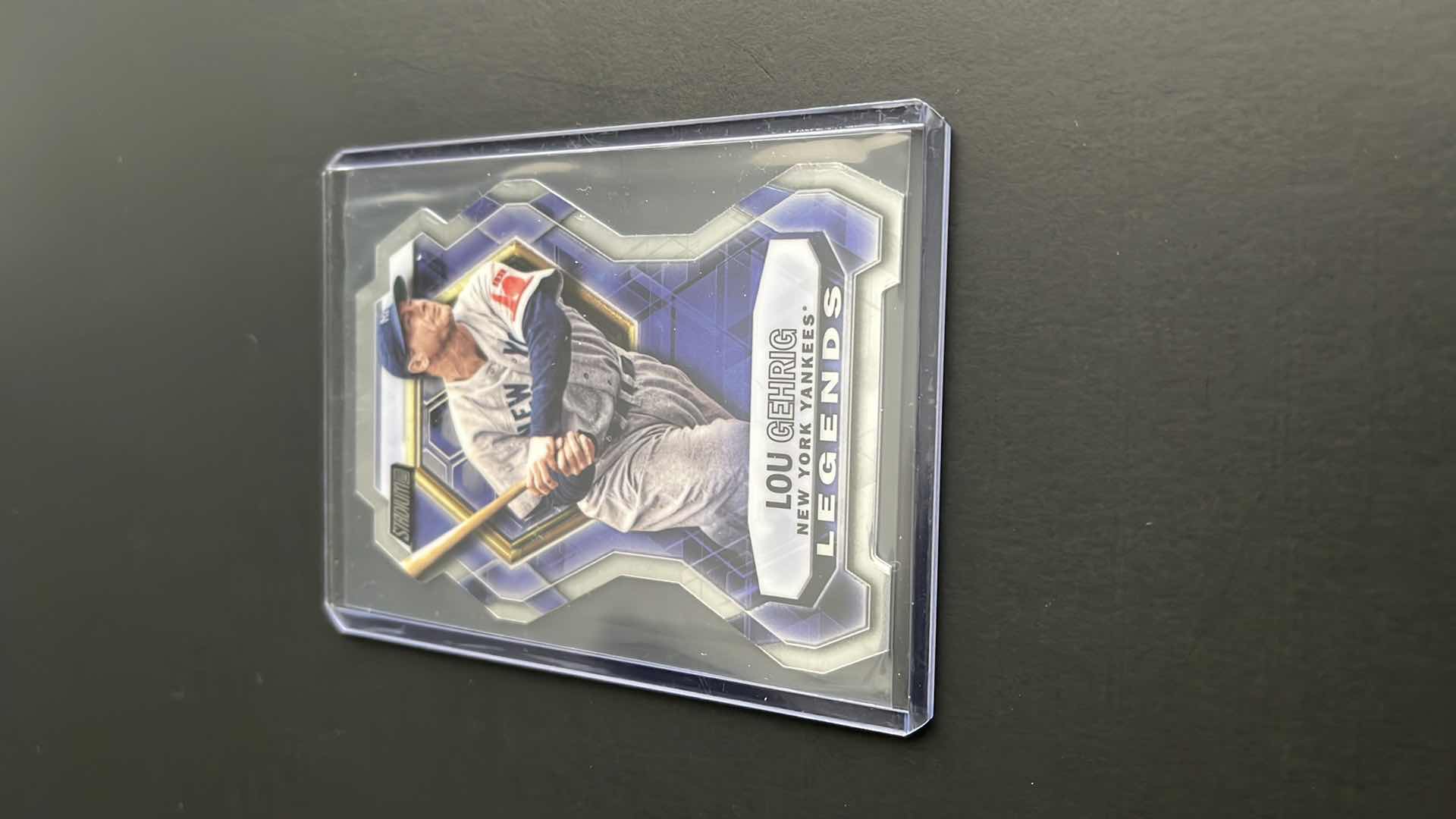 Photo 1 of 2016 LOU GEHRIG TOPPS STADIUM CLUB LEGENDS CARD LDC6