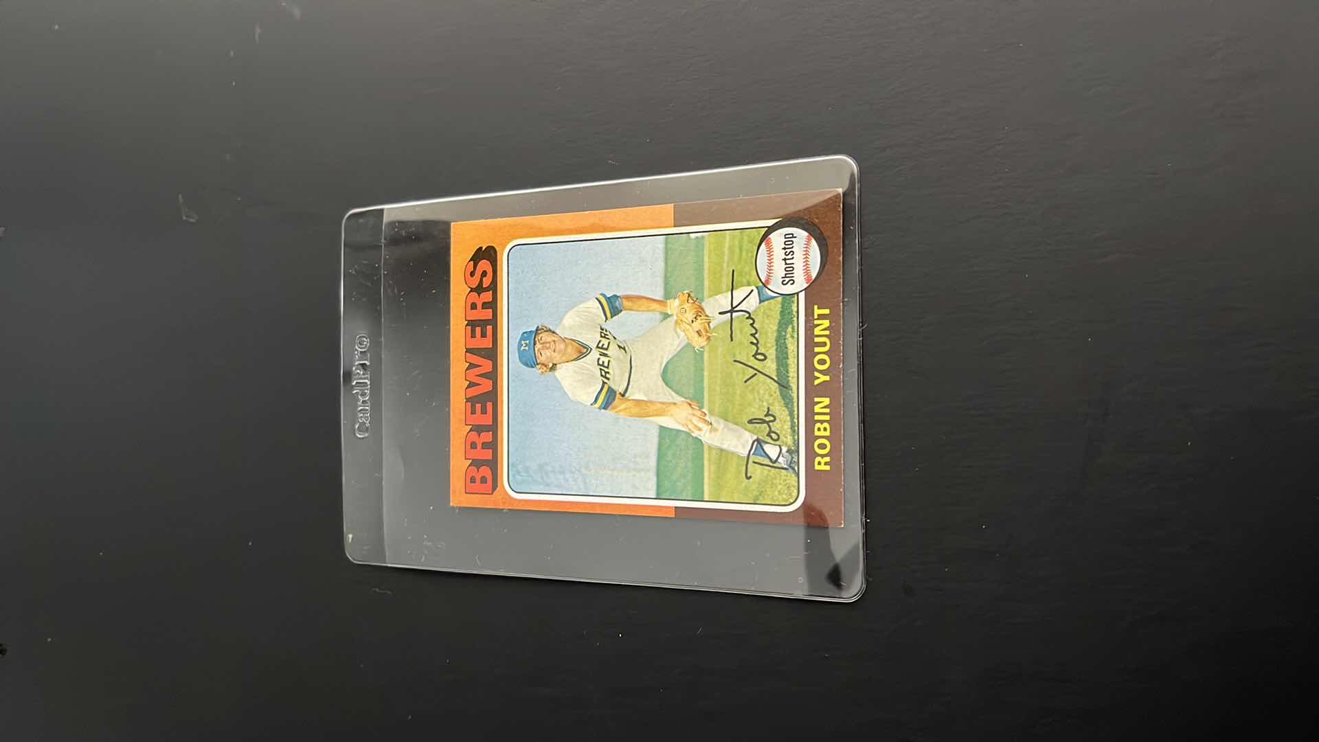 Photo 1 of 1975 ROBIN YOUNT TOPPS ROOKIE CARD 275