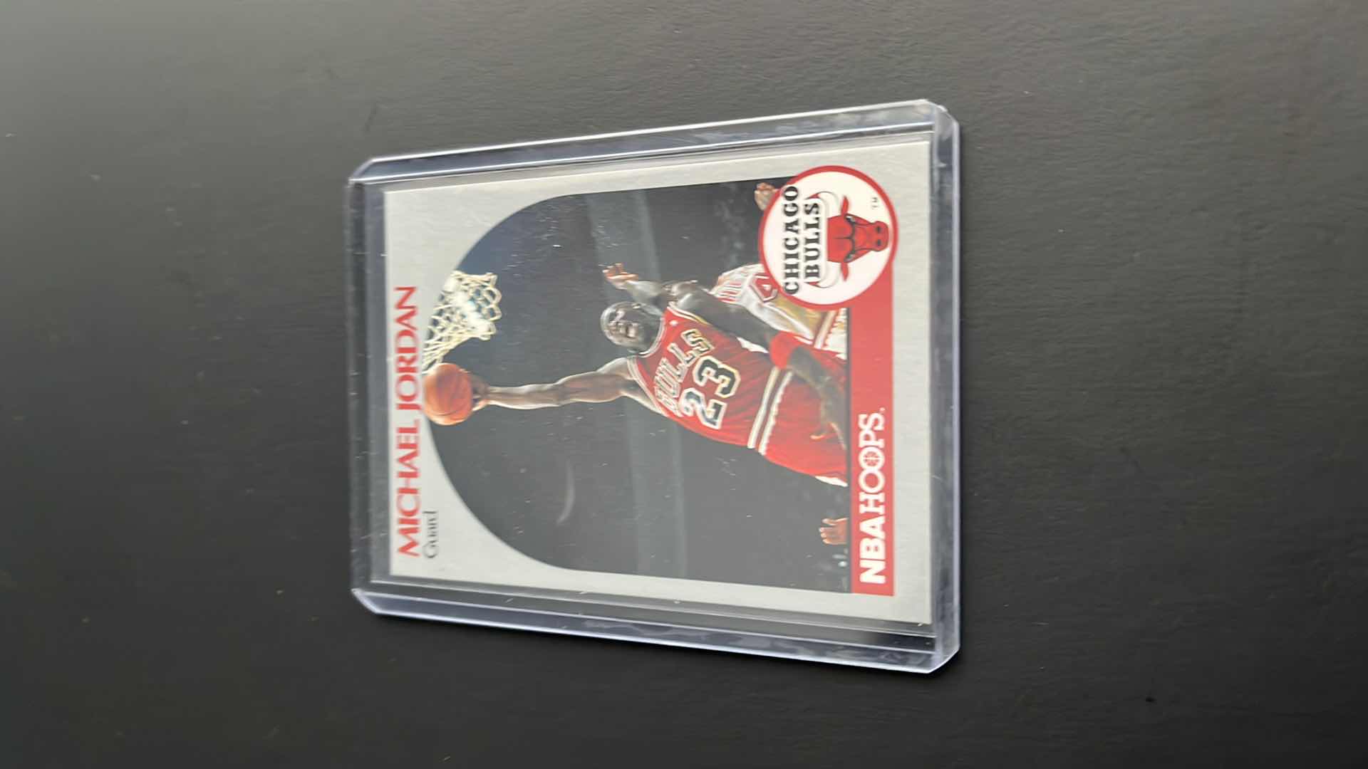 Photo 1 of 1990 MICHAEL JORDAN NBAHOOPS CARD 65