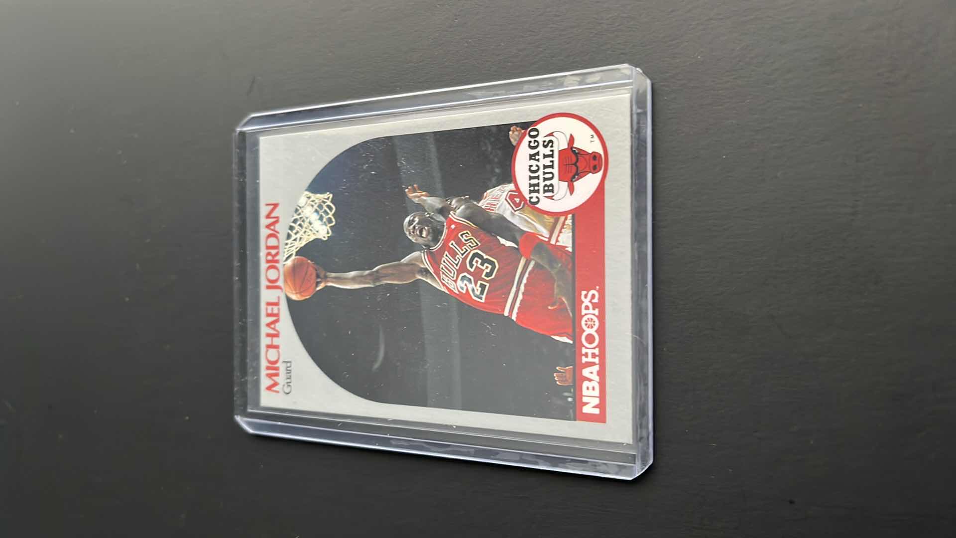 Photo 1 of 1990 MICHAEL JORDAN NBAHOOPS CARD 65