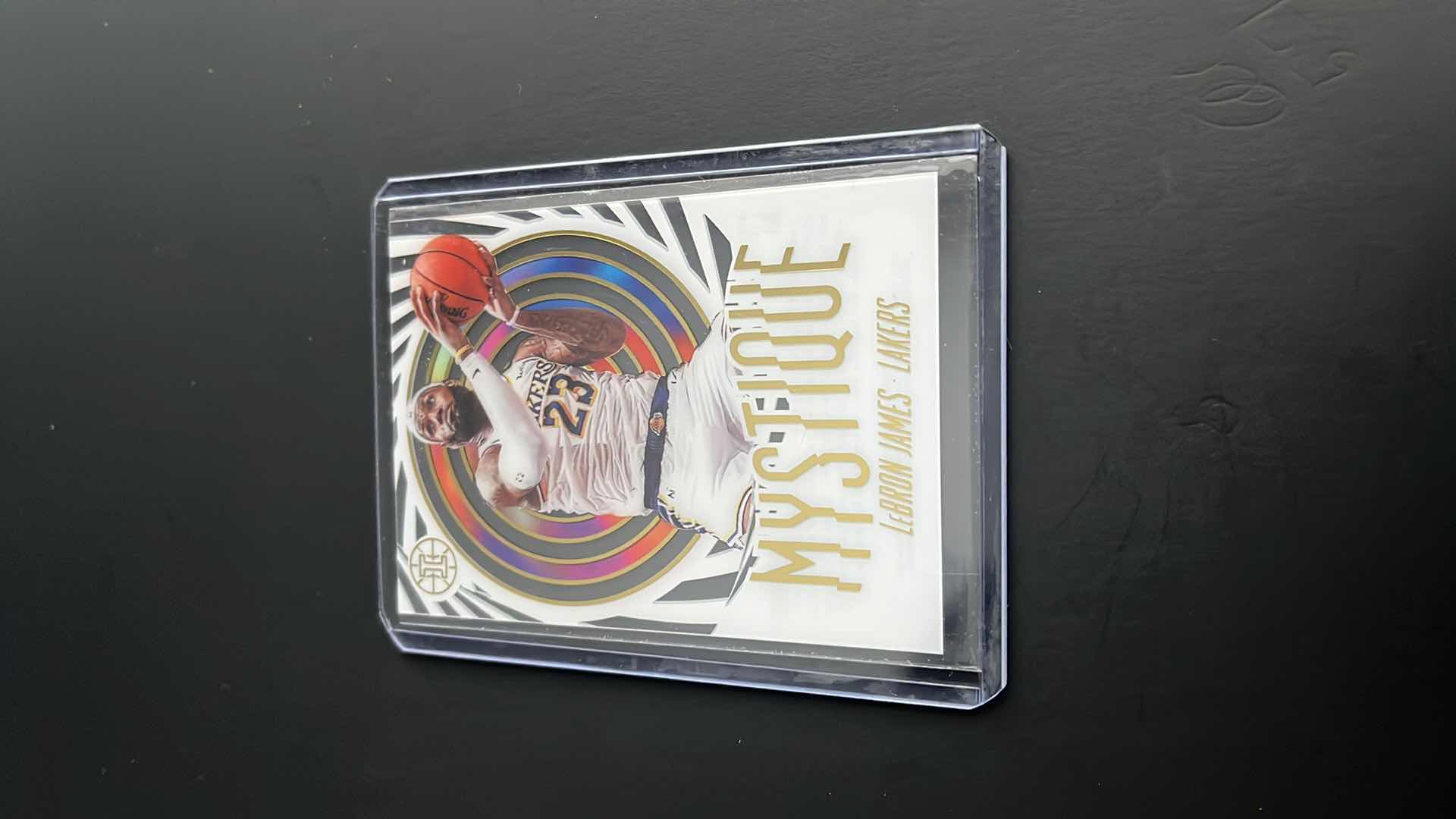 Photo 1 of RARE 2019 LEBRON JAMES PANINI DC MYSTIQUE ILLUSION WHITE INSERT CARD 7