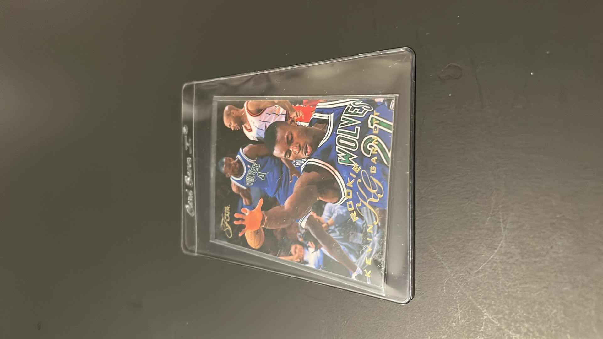 Photo 2 of 1995 KEVIN GARNETT FLEER ROOKIE CARD 206