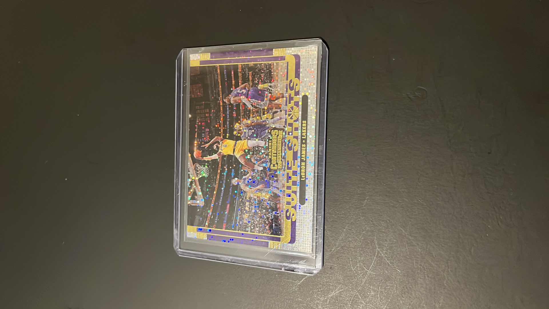 Photo 1 of 2022 LEBRON JAMES PANINI OPTIC SUITE SHOT CARD 18