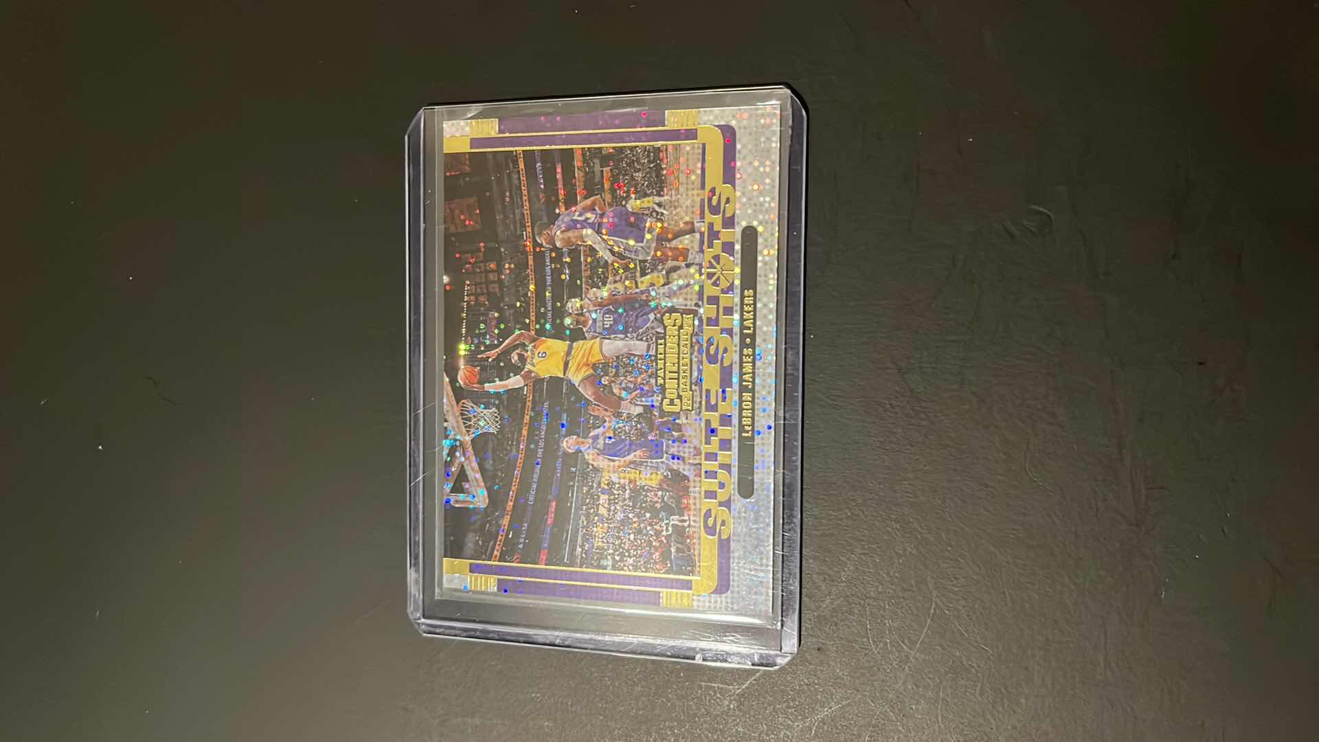 Photo 1 of 2022 LEBRON JAMES PANINI OPTIC SUITE SHOT CARD 18