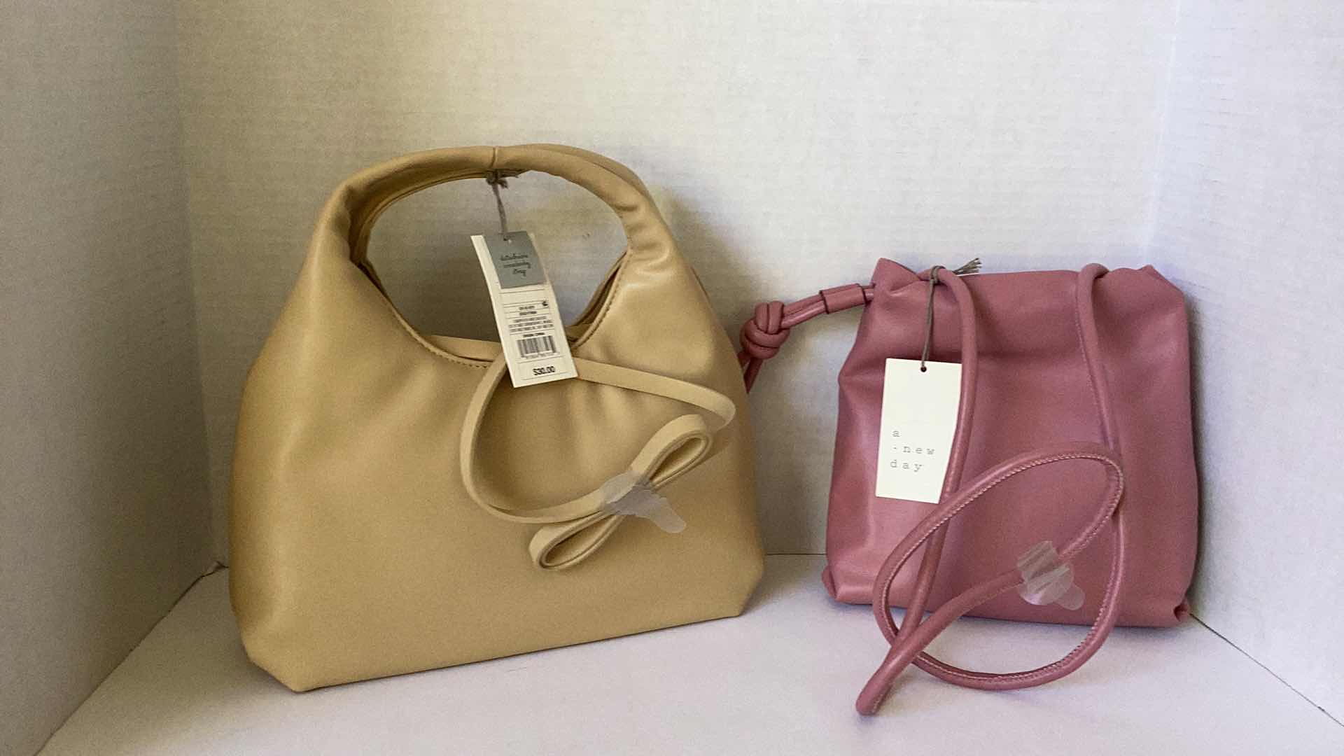 Photo 1 of 2 NEW WOMEN PURSES