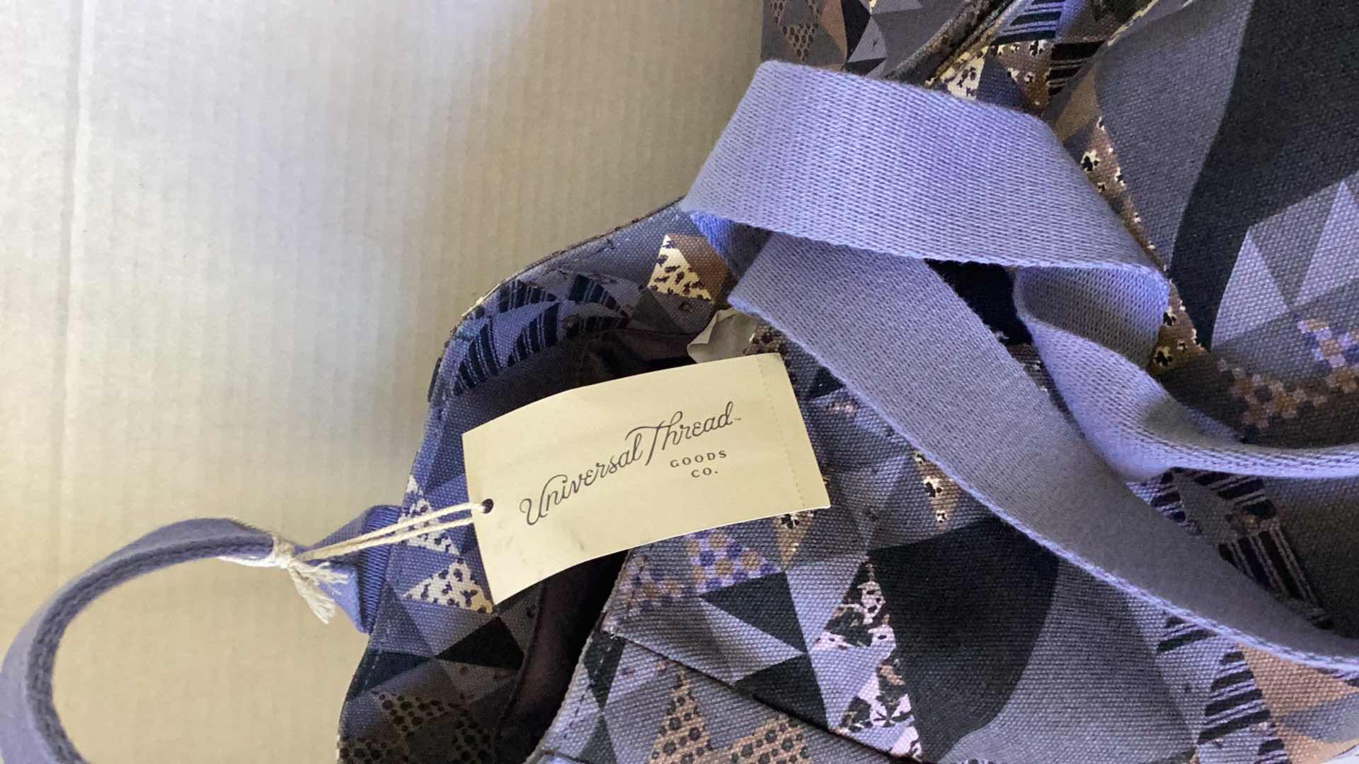 Photo 2 of NEW WOMEN TOTE BAG