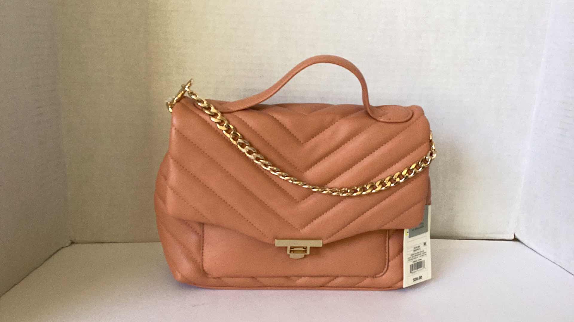 Photo 1 of NEW WOMEN PURSE