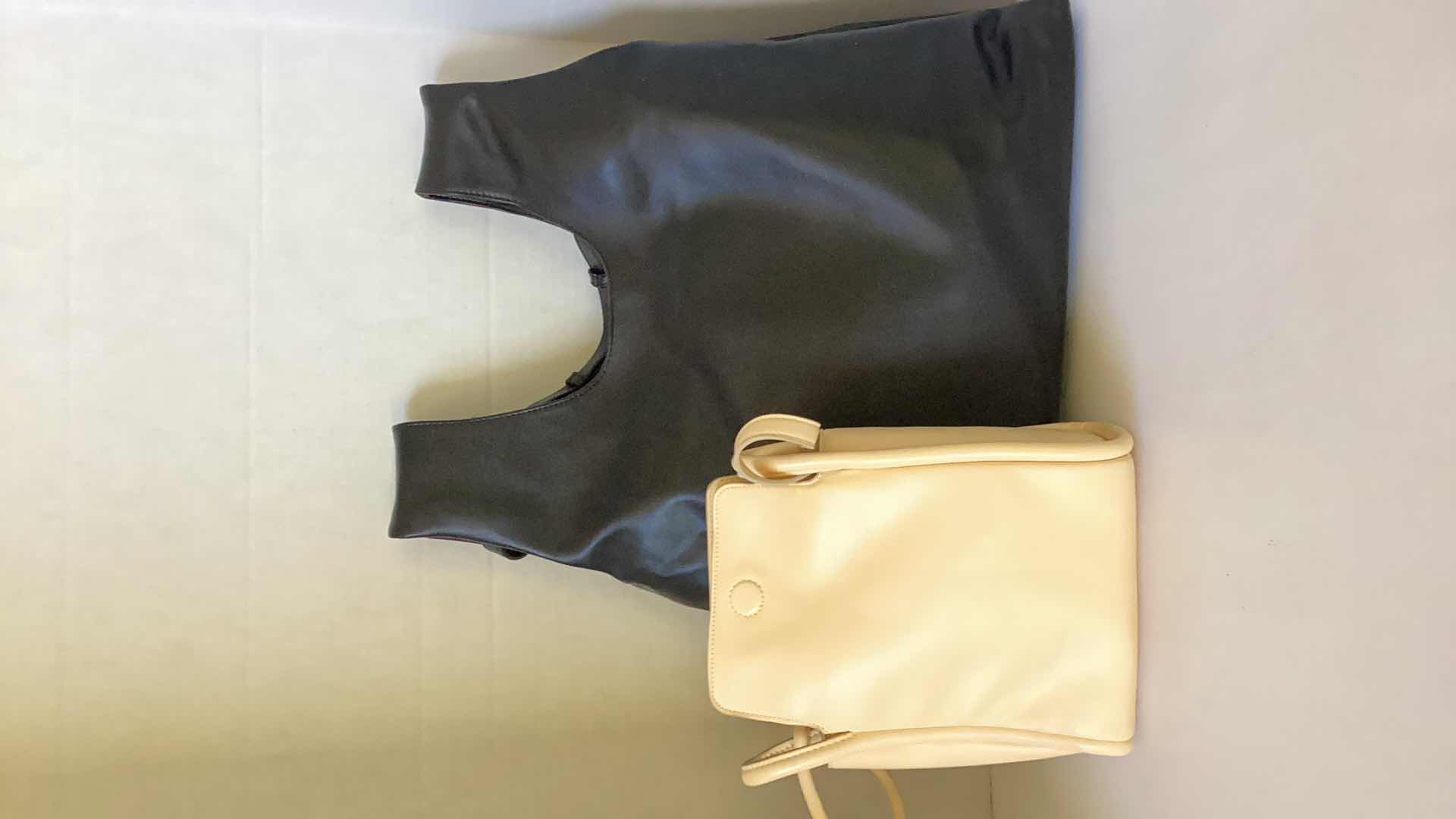 Photo 1 of 2 NEW WOMEN PURSES