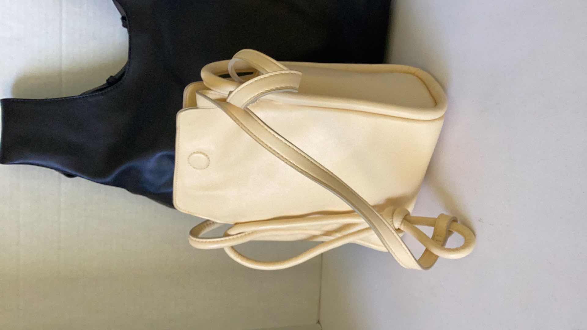 Photo 1 of 2 NEW WOMEN PURSES