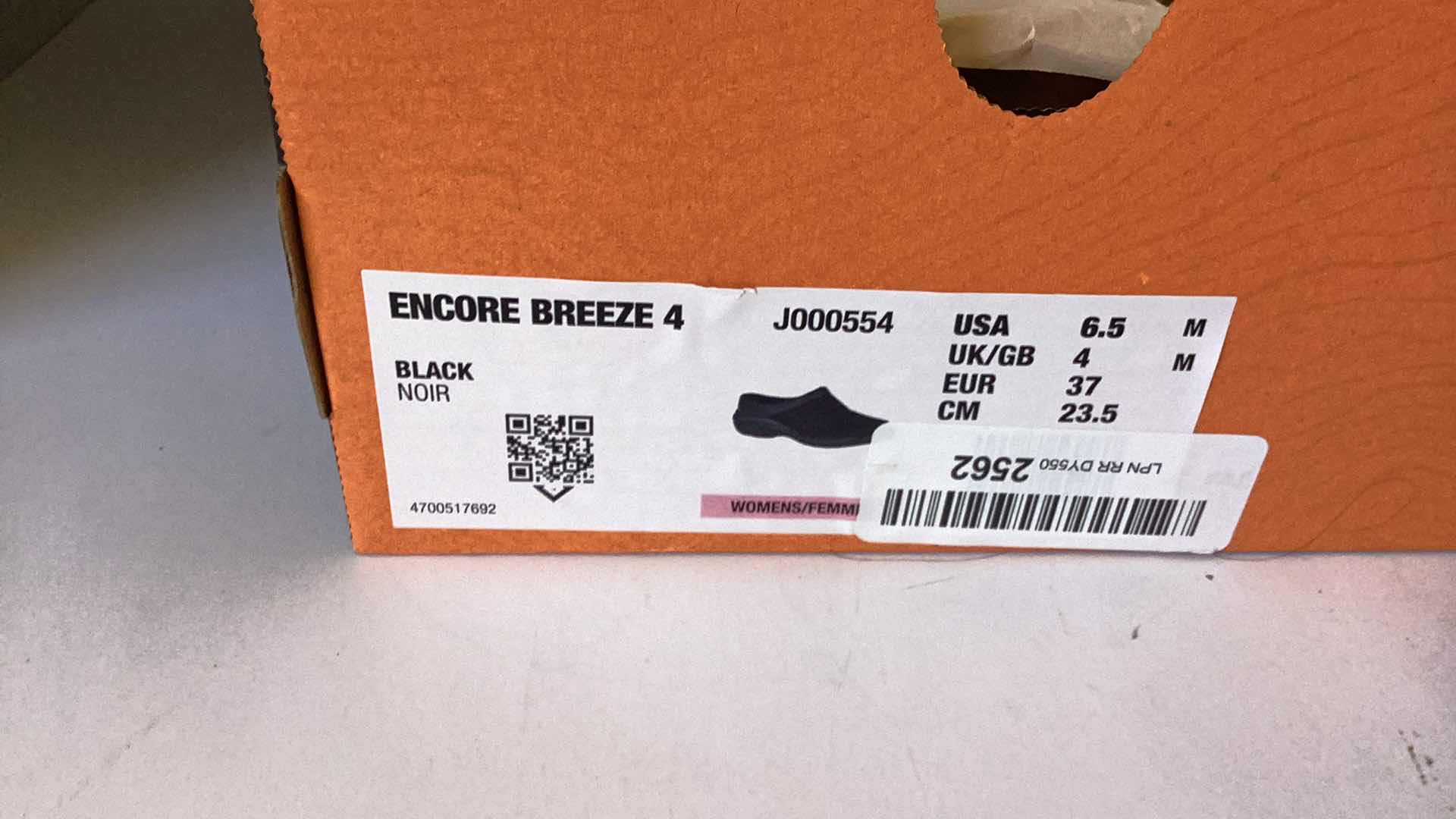 Photo 1 of MERRELL WOMEN SLIPPERS SIZE6.5