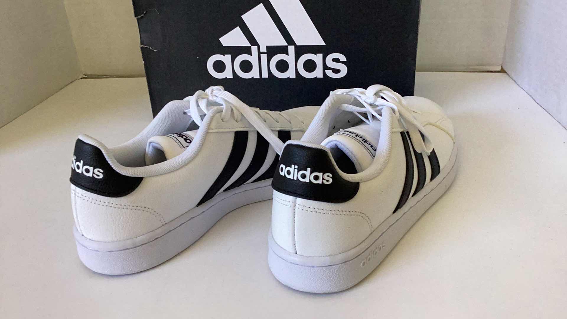 Photo 1 of MN SHOES SIZE 9