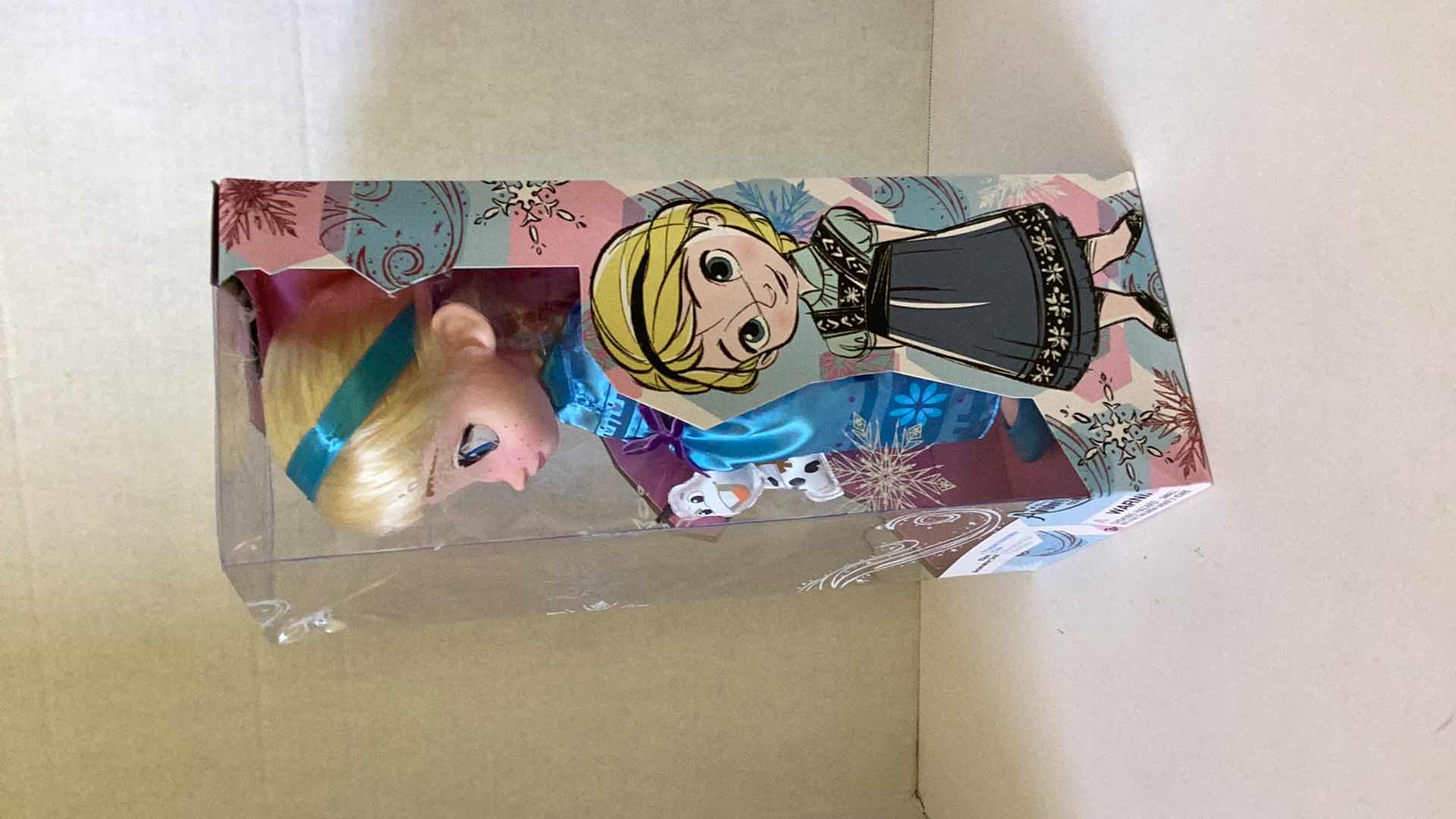 Photo 5 of ELSA ANIMATOR DOLL H15”