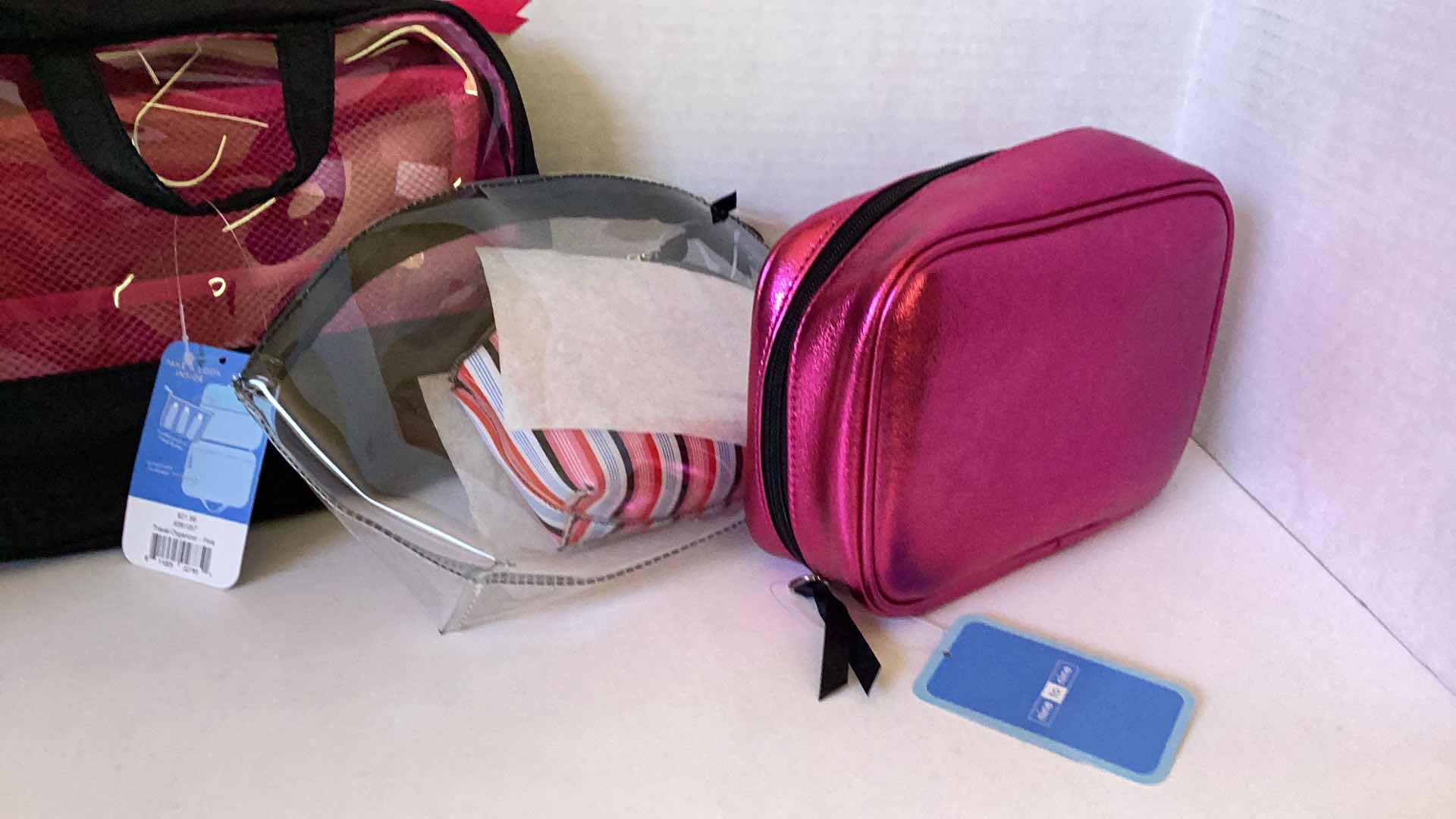 Photo 1 of 3 PCS MAKE-UP BAGS