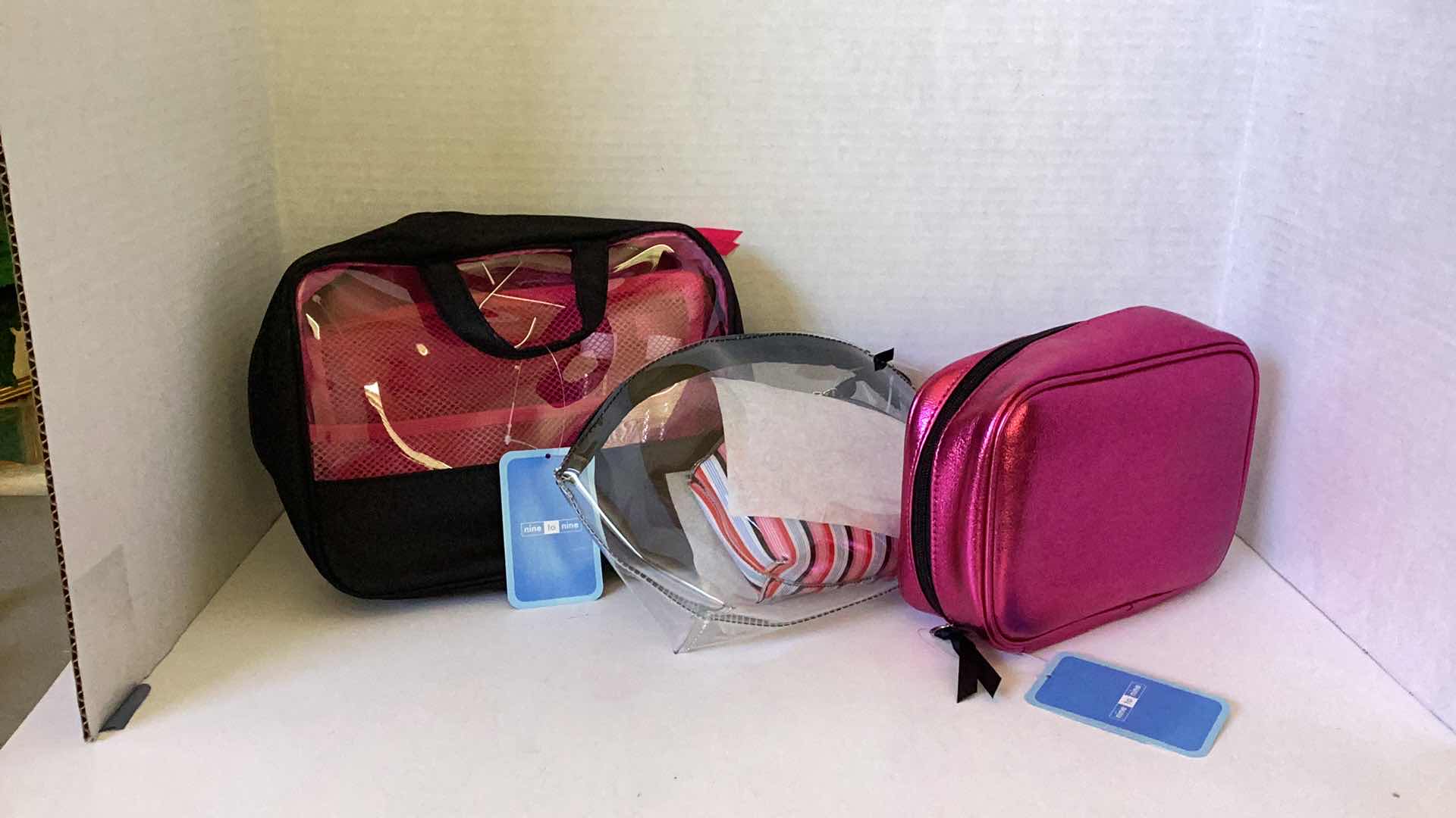 Photo 1 of 3 PCS MAKE-UP BAGS