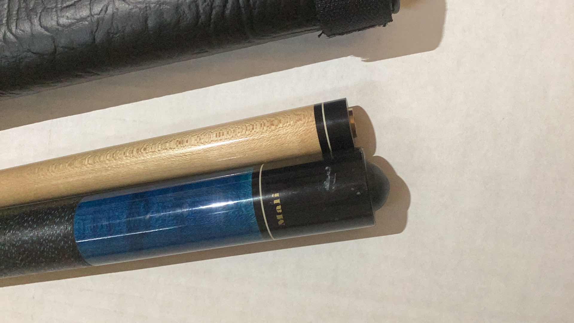 Photo 1 of MALI 58” BREAKDOWNABLE POOL CUE WITH CASE