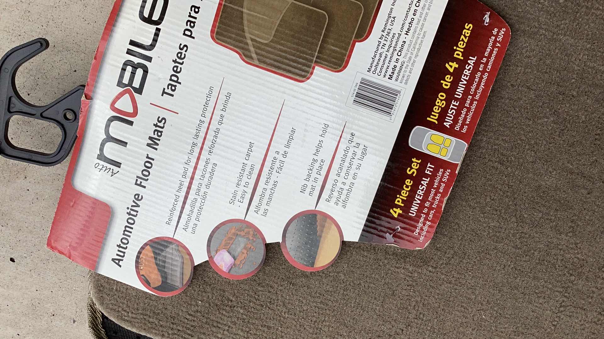 Photo 1 of CAR FLOOR MATS